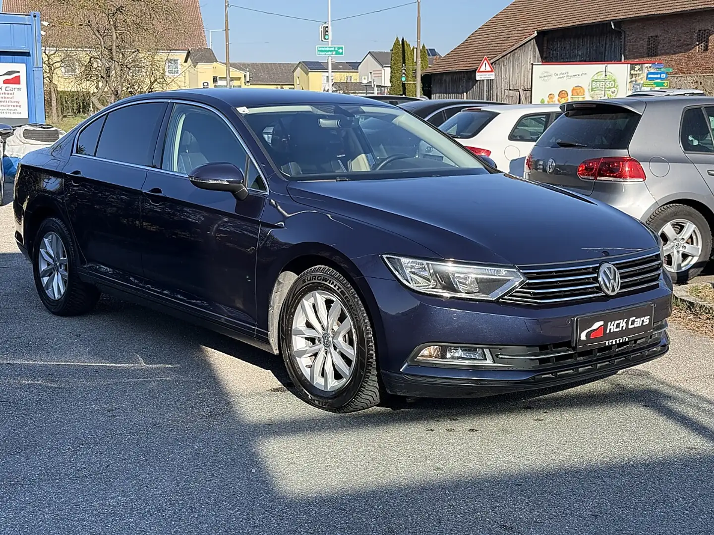 Volkswagen Passat Comfortline 2,0 TDI Blau - 1