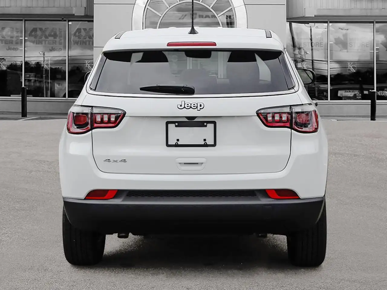 Jeep Compass снимка Jeep Compass