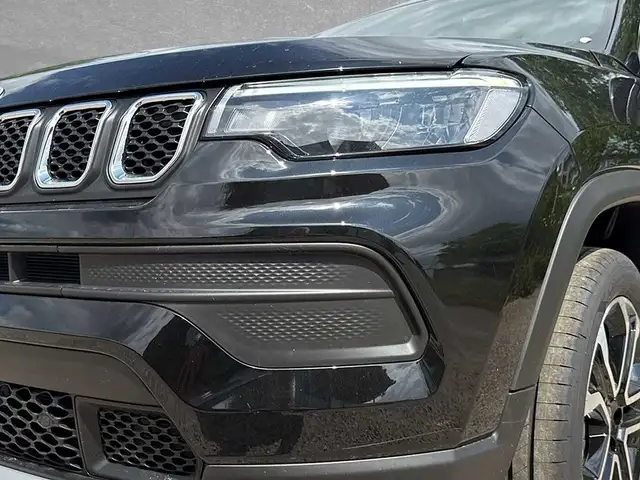 Jeep Compass view 5