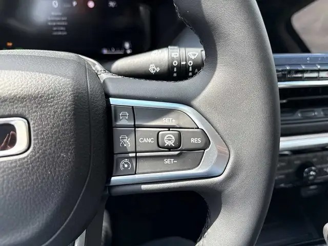 Jeep Compass view 14