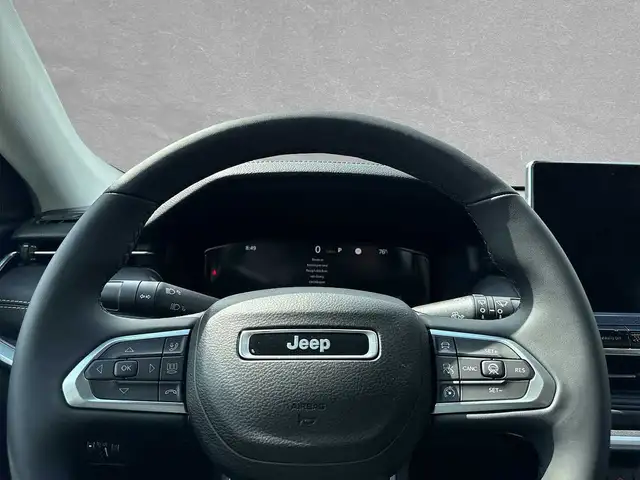 Jeep Compass view 12