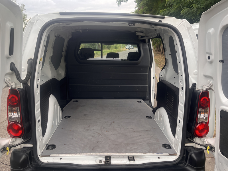 Citroen Berlingo 1.6 BlueHDi L1 — photo 12