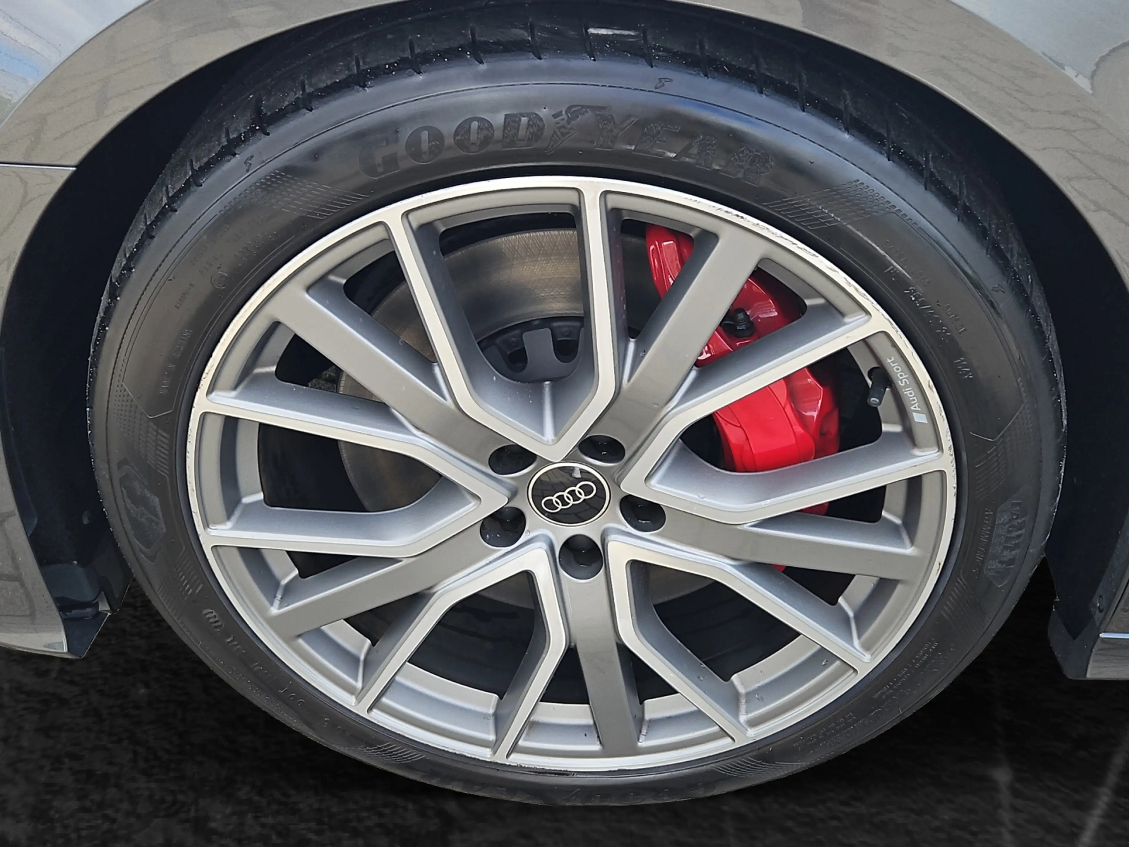 Audi A6 Avant 55 TFSI e S tronic quattro NaviPlus Matri... — photo 5