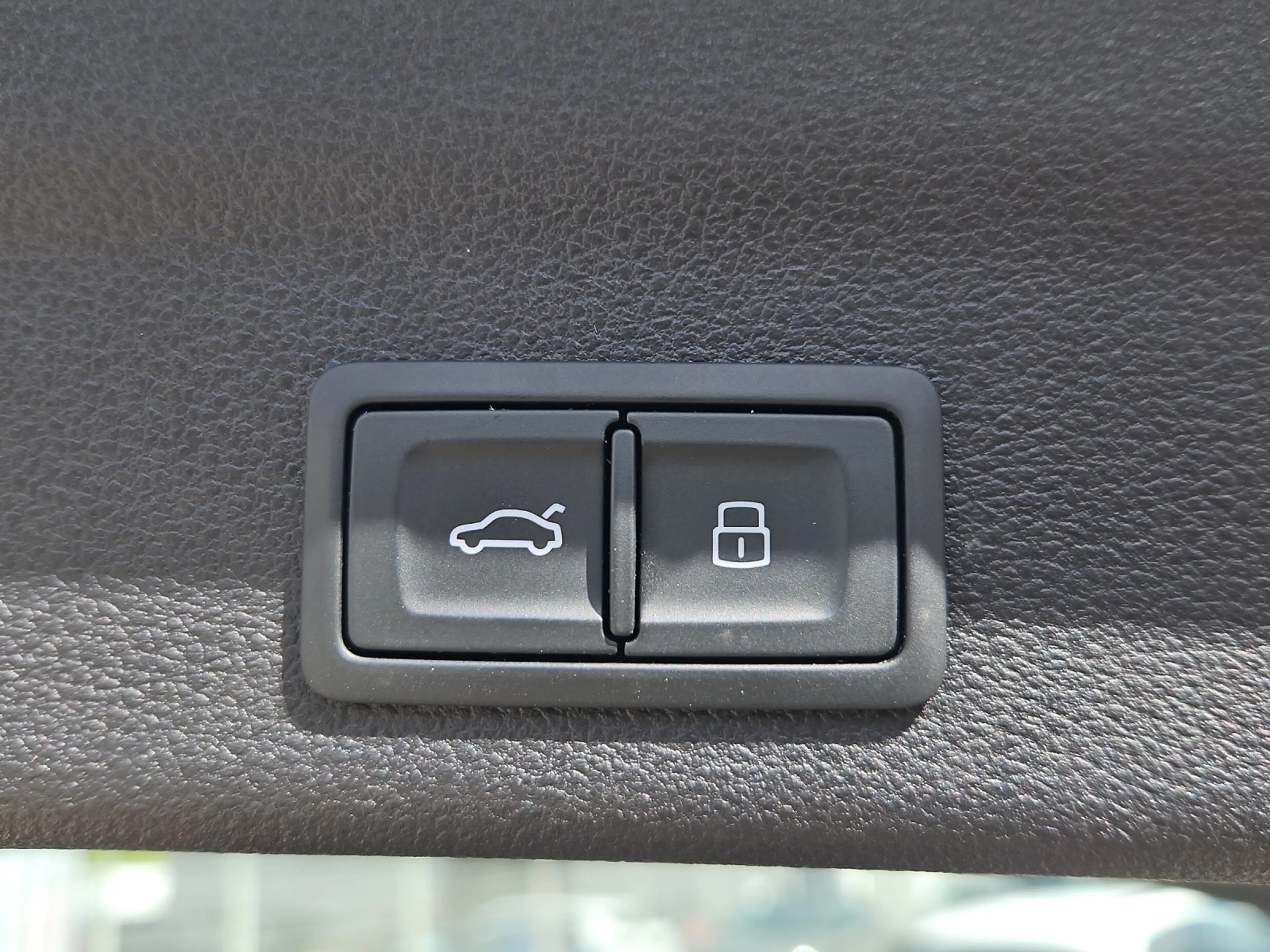Audi A6 Avant 55 TFSI e S tronic quattro NaviPlus Matri... — photo 14