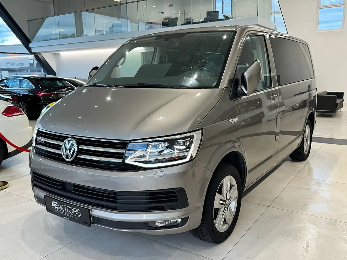 Volkswagen T6 Multivan Multivan T6 LR 2,0 TDI 4Motion BMT DSG // TOP /... Szürke - 2