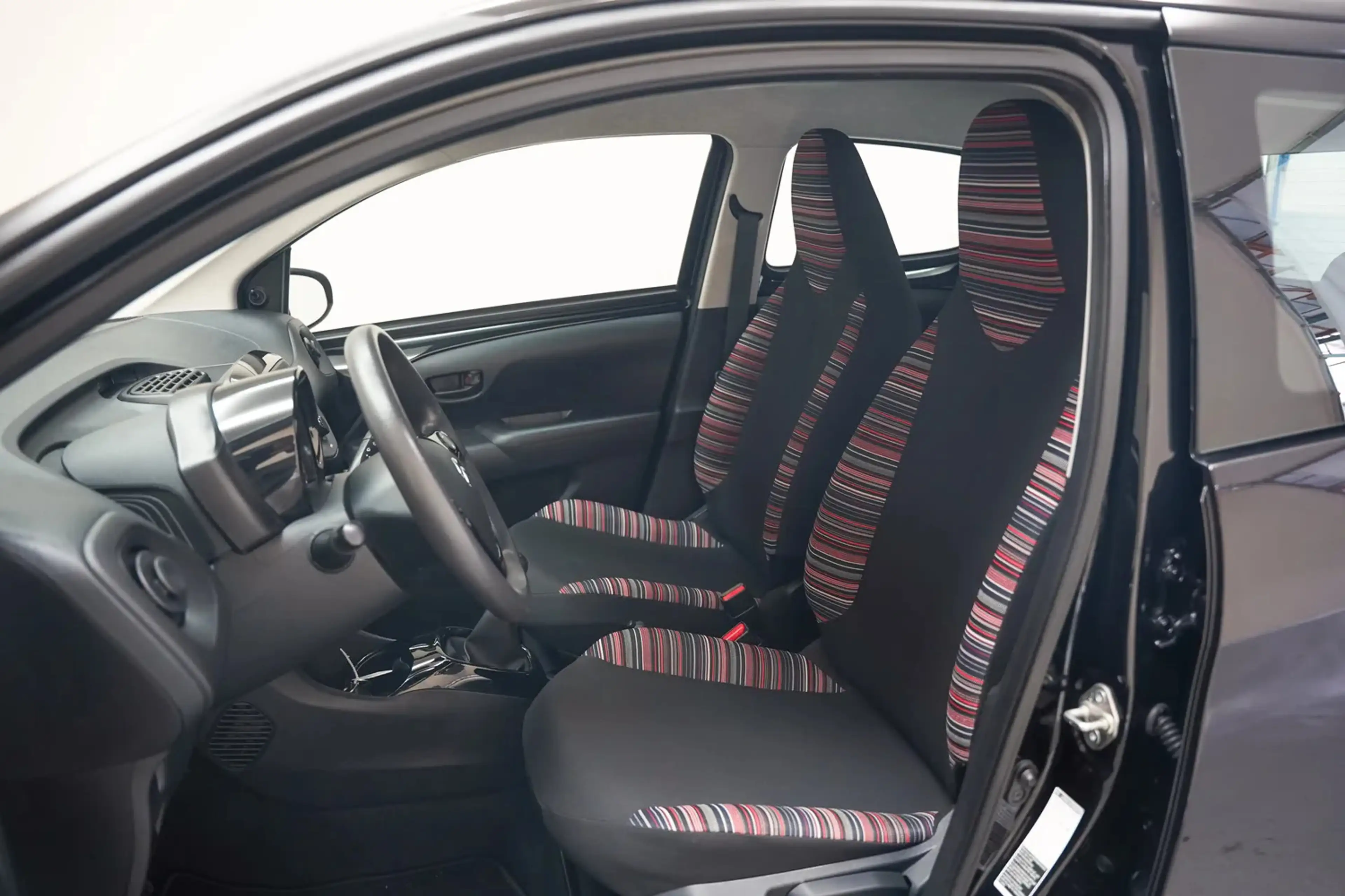 Citroen C1 C1 1.0 VTI FEEL [Airco Bluetooth LED] — photo 7