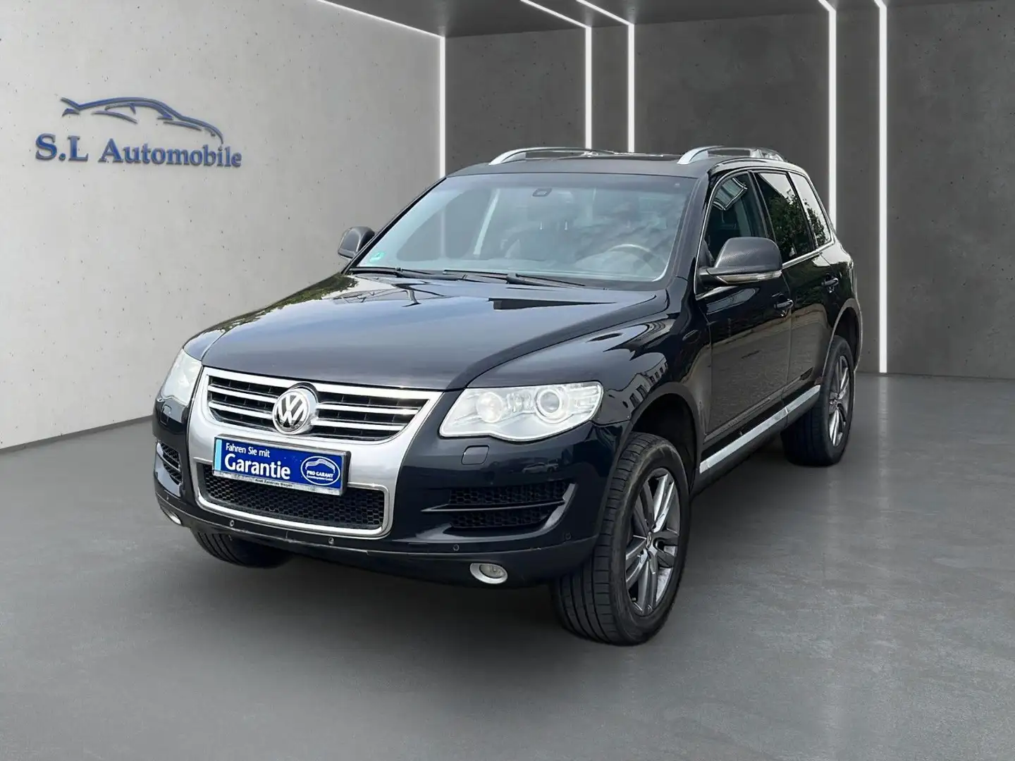Volkswagen Touareg V6 TDI Wagen Nr 044 Noir - 1