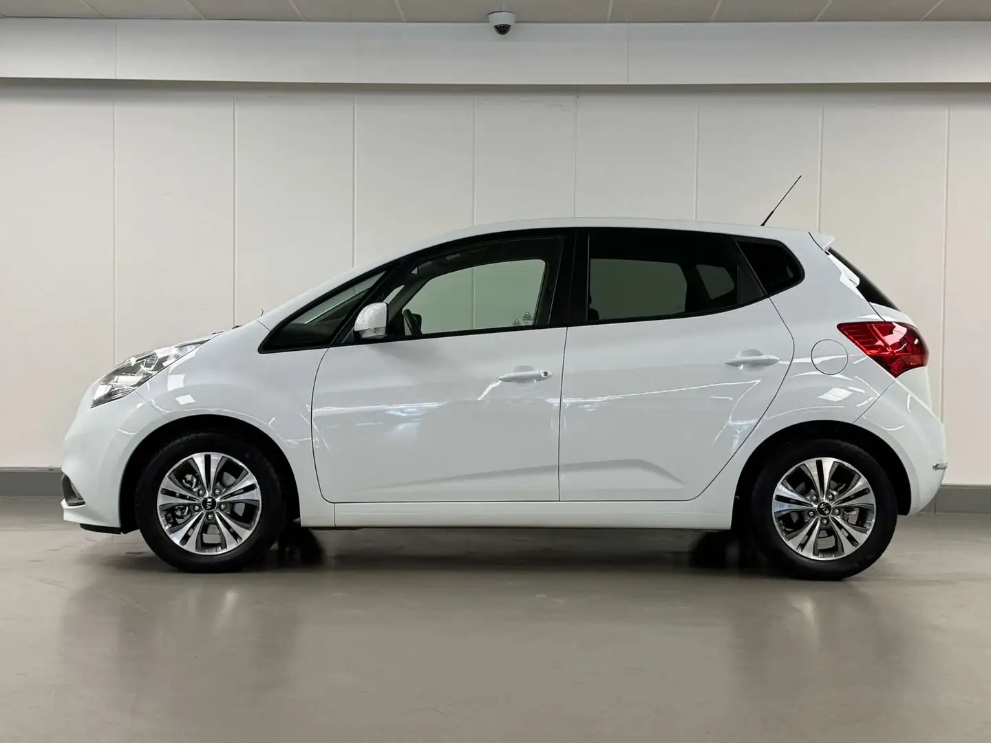 Kia Venga 1.6I 125CV  3000 KM  AUTO CAMERA GPS CLIM Blanc - 2
