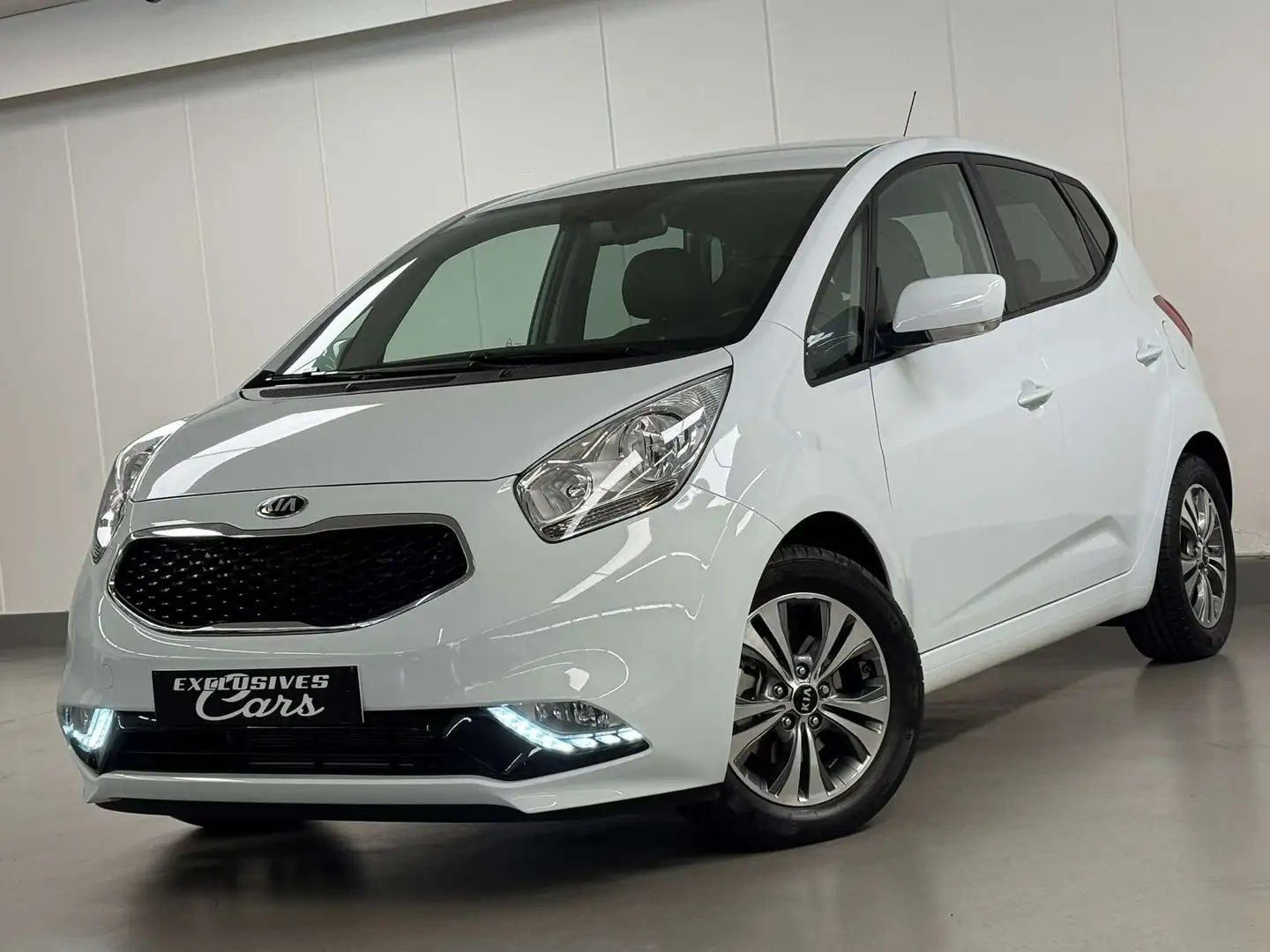 Kia Venga 1.6I 125CV  3000 KM  AUTO CAMERA GPS CLIM Blanc - 1