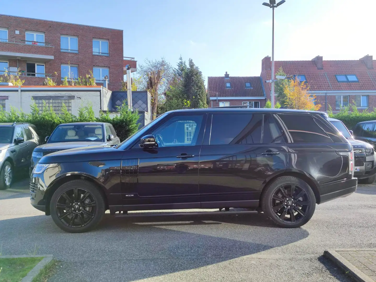 Land Rover Range Rover P400e Autobiography LWB Business/Pano/TV/HUD/Black Zwart - 2