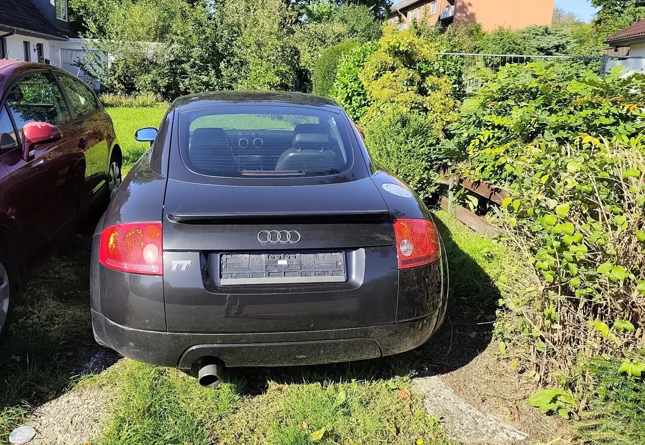 Audi TT Coupé 1.8T 180, foto 2
