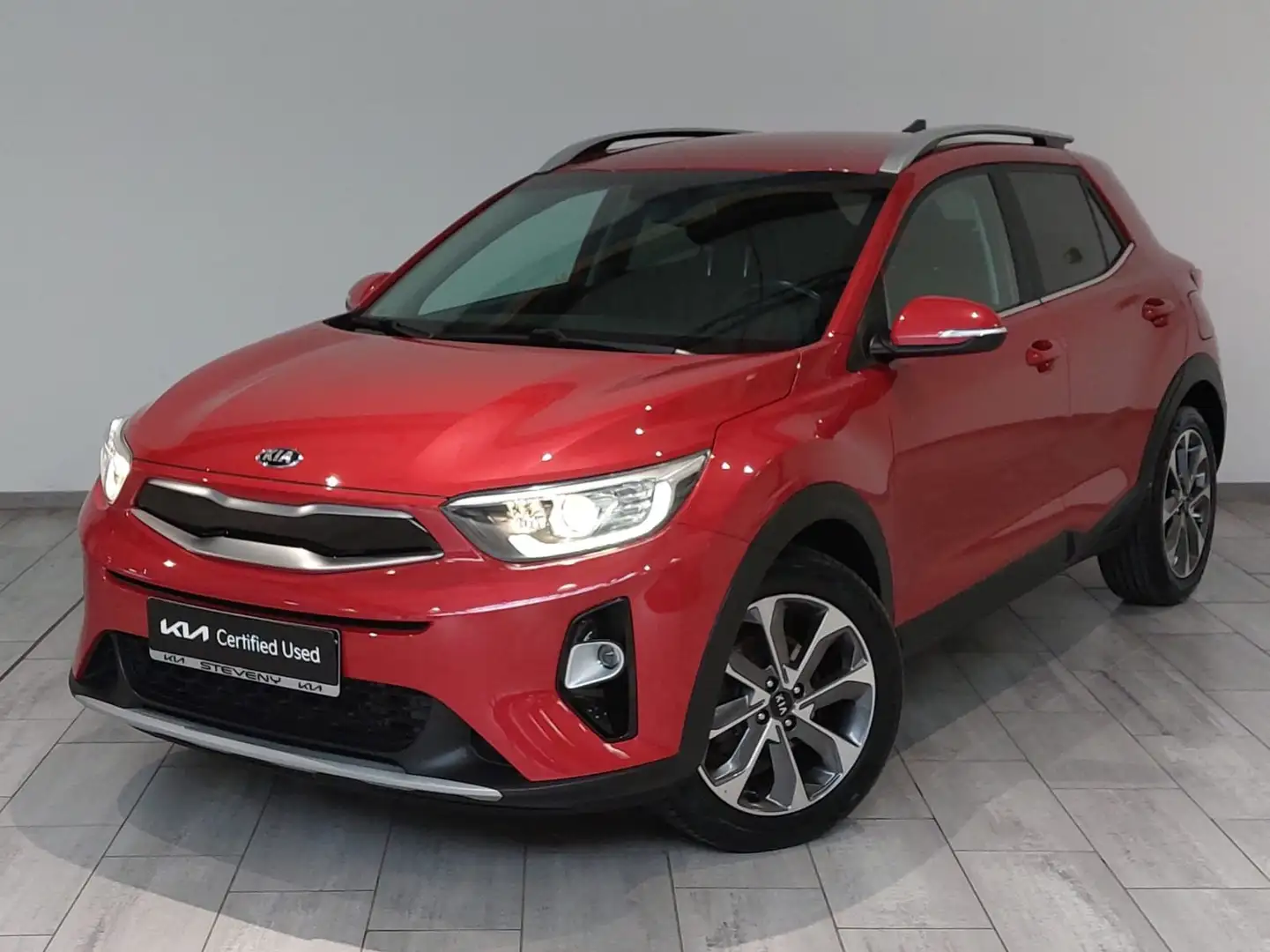 Kia Stonic FUSION 1.6 CRDi 116CV ISG *GPS*CRUISE CONTROL* Rouge - 1