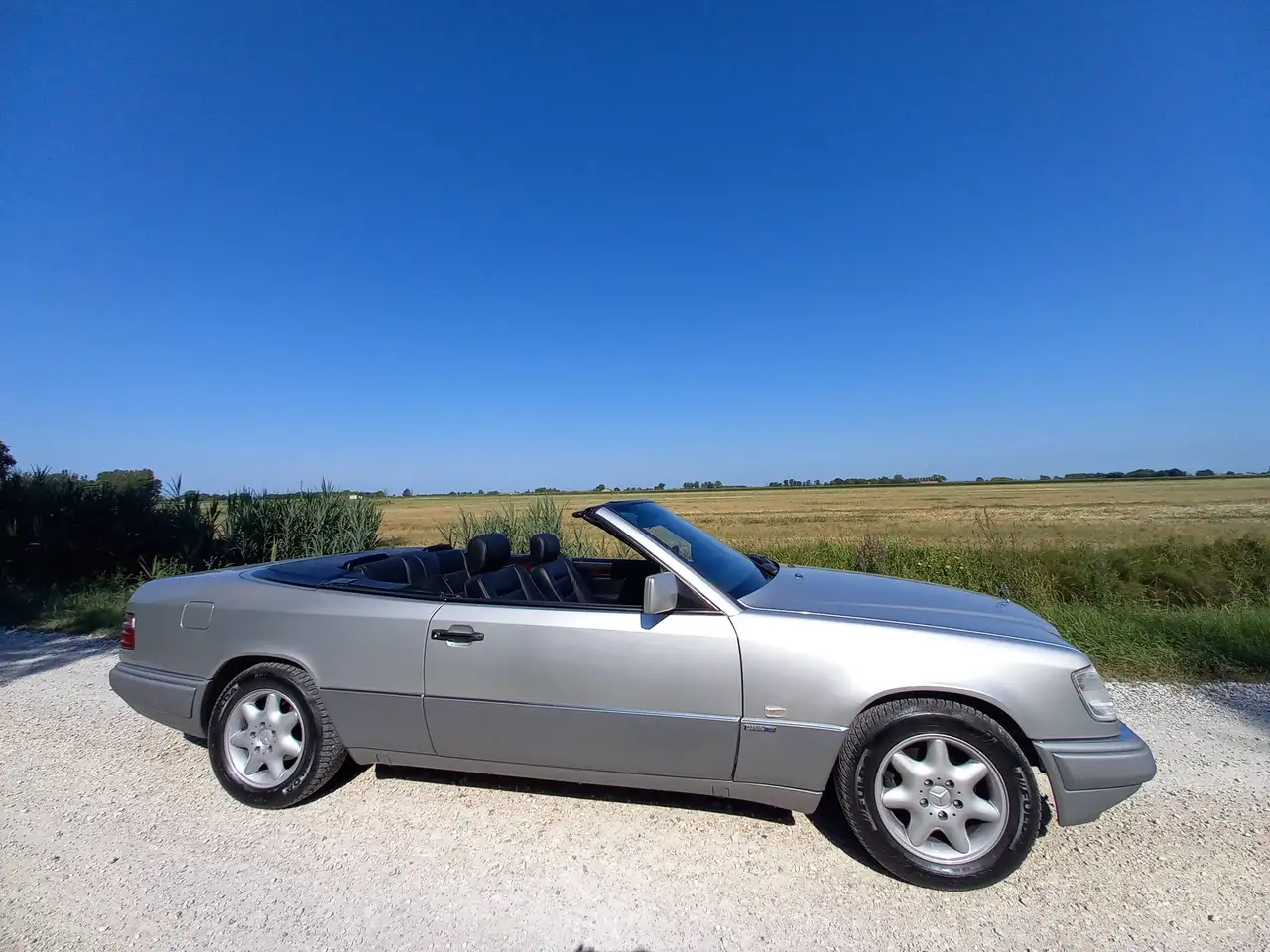 Mercedes-Benz E 200 E Cabrio 200, foto 1