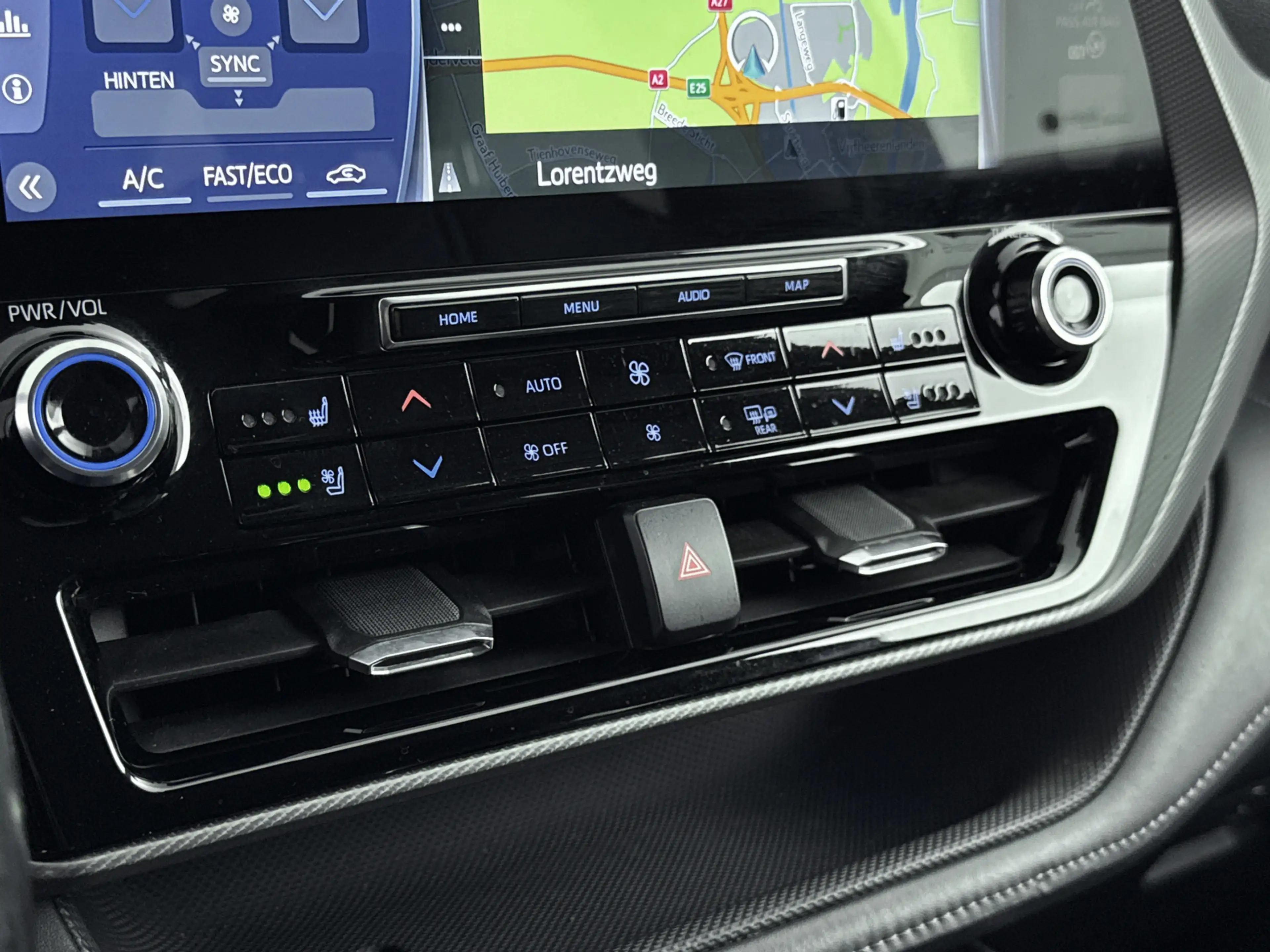Toyota Highlander 2.5 AWD Hybrid Premium | Parkeersensoren V+A | JBL — photo 13