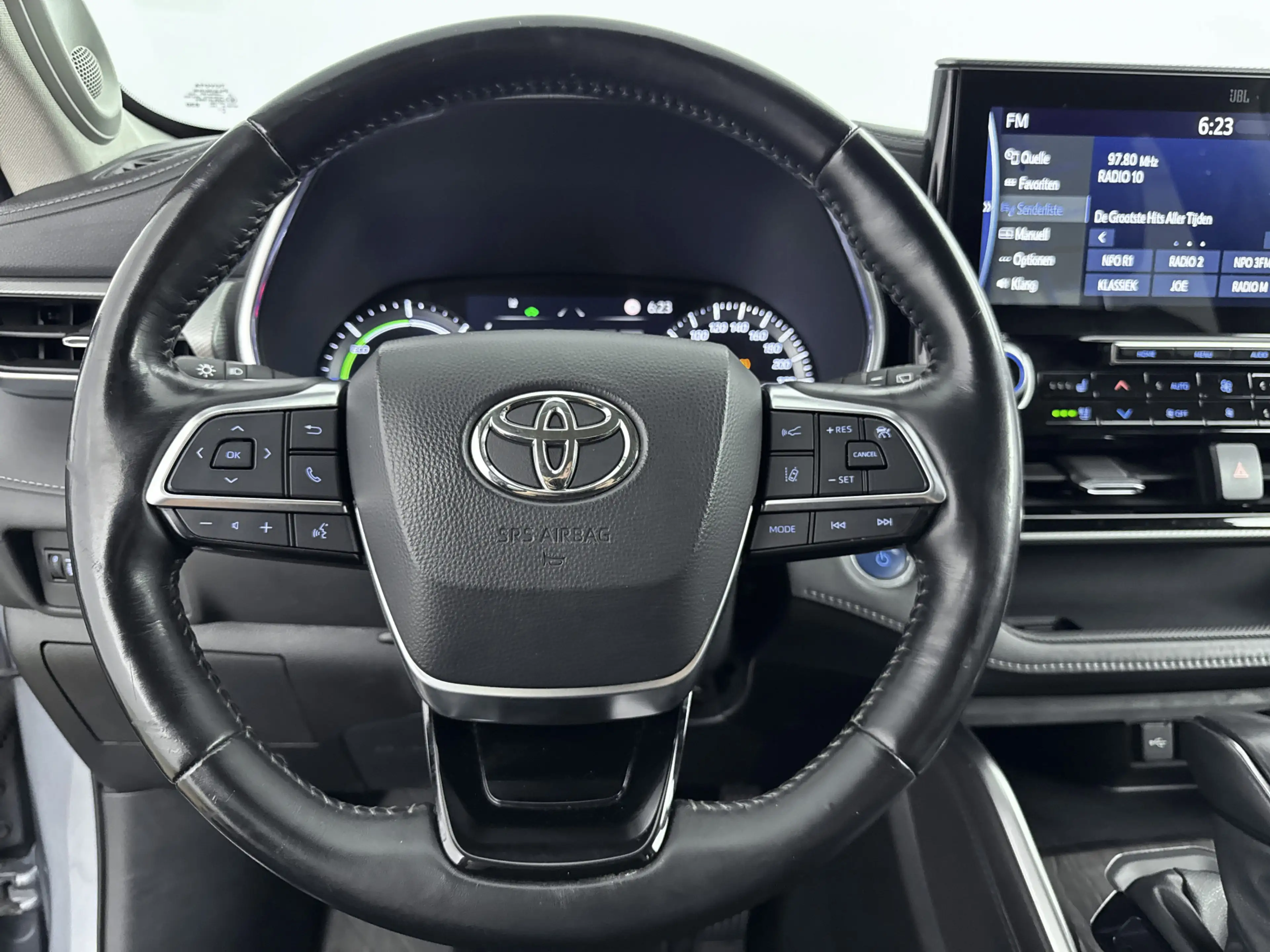 Toyota Highlander 2.5 AWD Hybrid Premium | Parkeersensoren V+A | JBL — photo 5