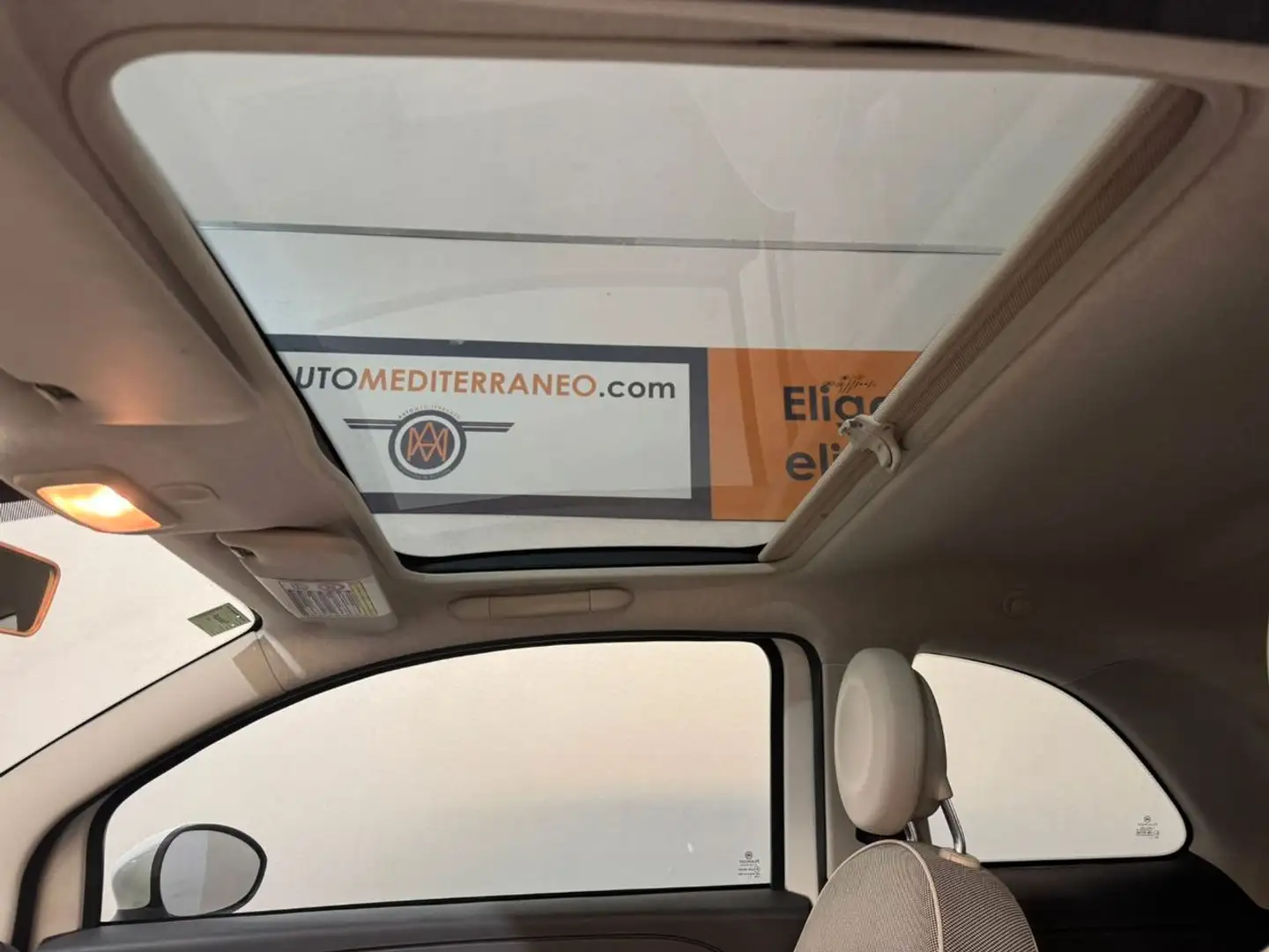 Fiat 500 1.2 Lounge Beige - 2