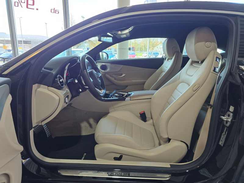 Mercedes-Benz C 250 Coupe AMG Line+LEDER+NAVI+KAMERA+19"AMG+ — photo 9