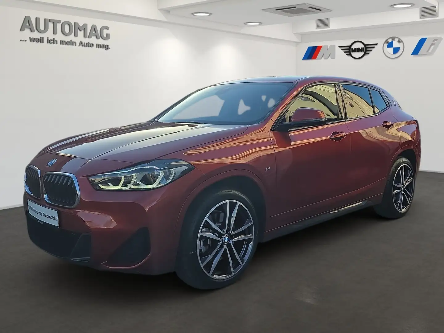 BMW X2 xDrive20i M-Sport*Panoramadach*NaviPlus*Komfortzug Orange - 1