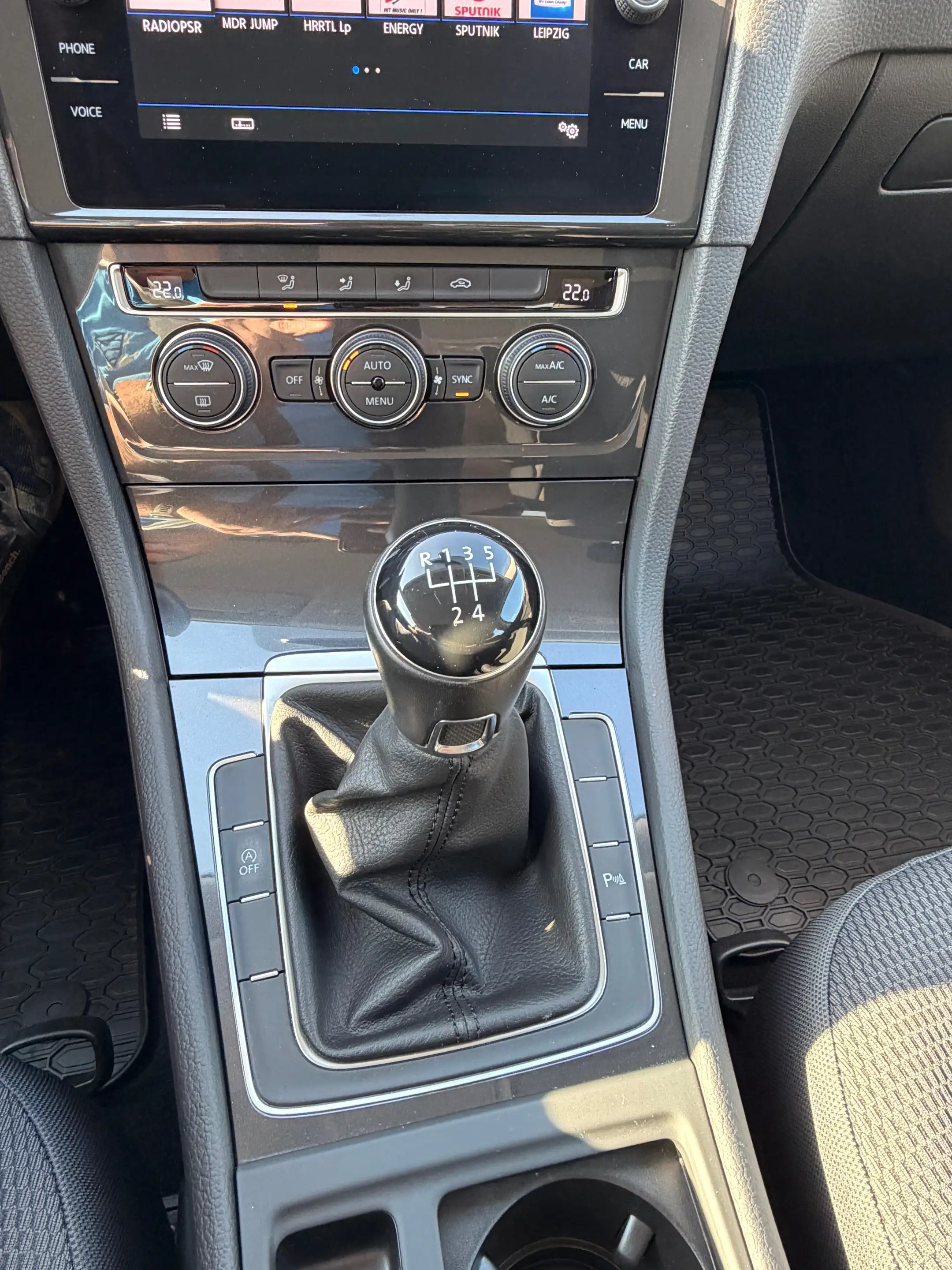 Volkswagen Golf Variant Comfortline, AHK, Rückfahrkamera — photo 13