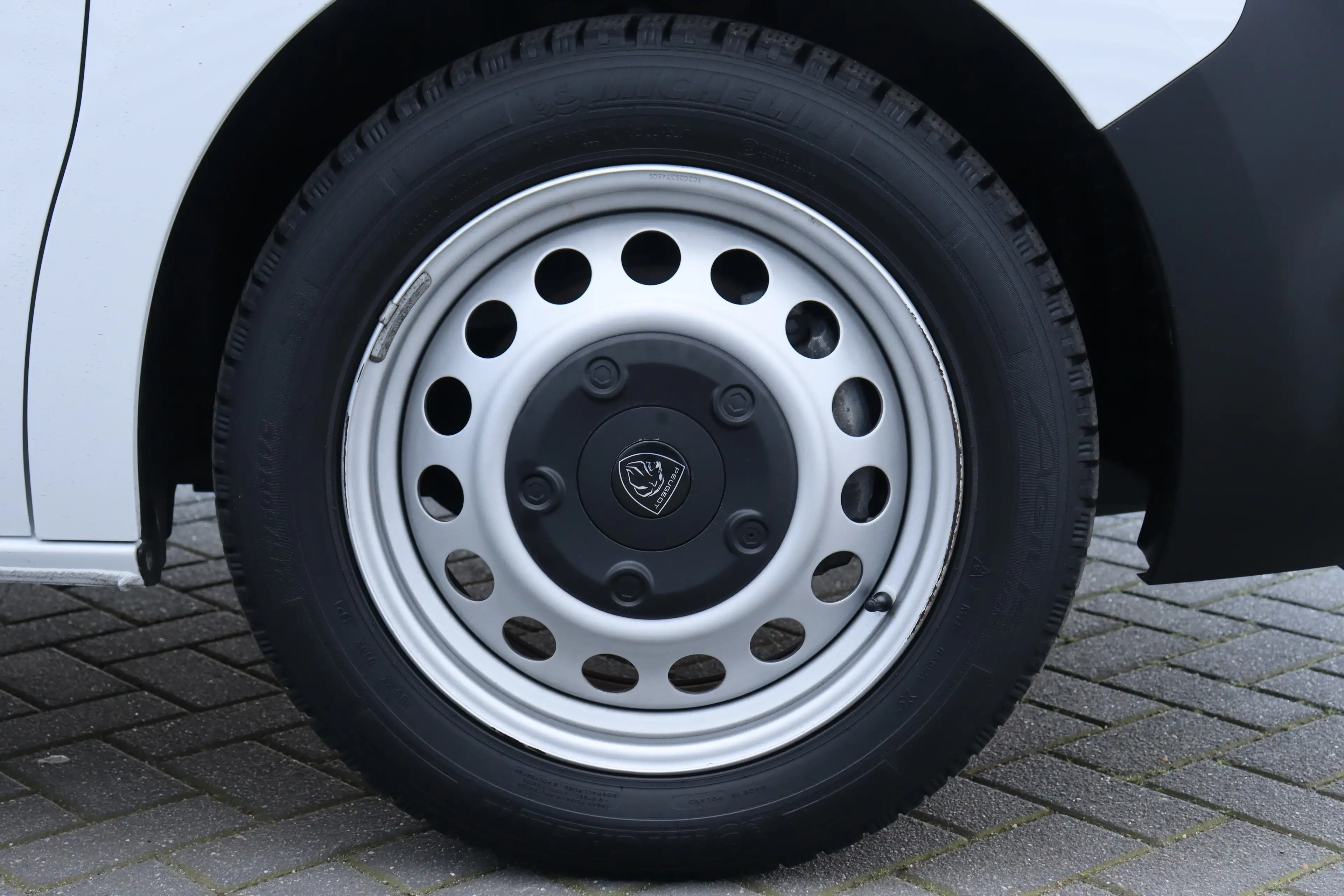 Peugeot Expert 2.0 BLUEHDI 145PK L3H1 AUTOMAAT / NAVI / AIRCO / L — photo 11