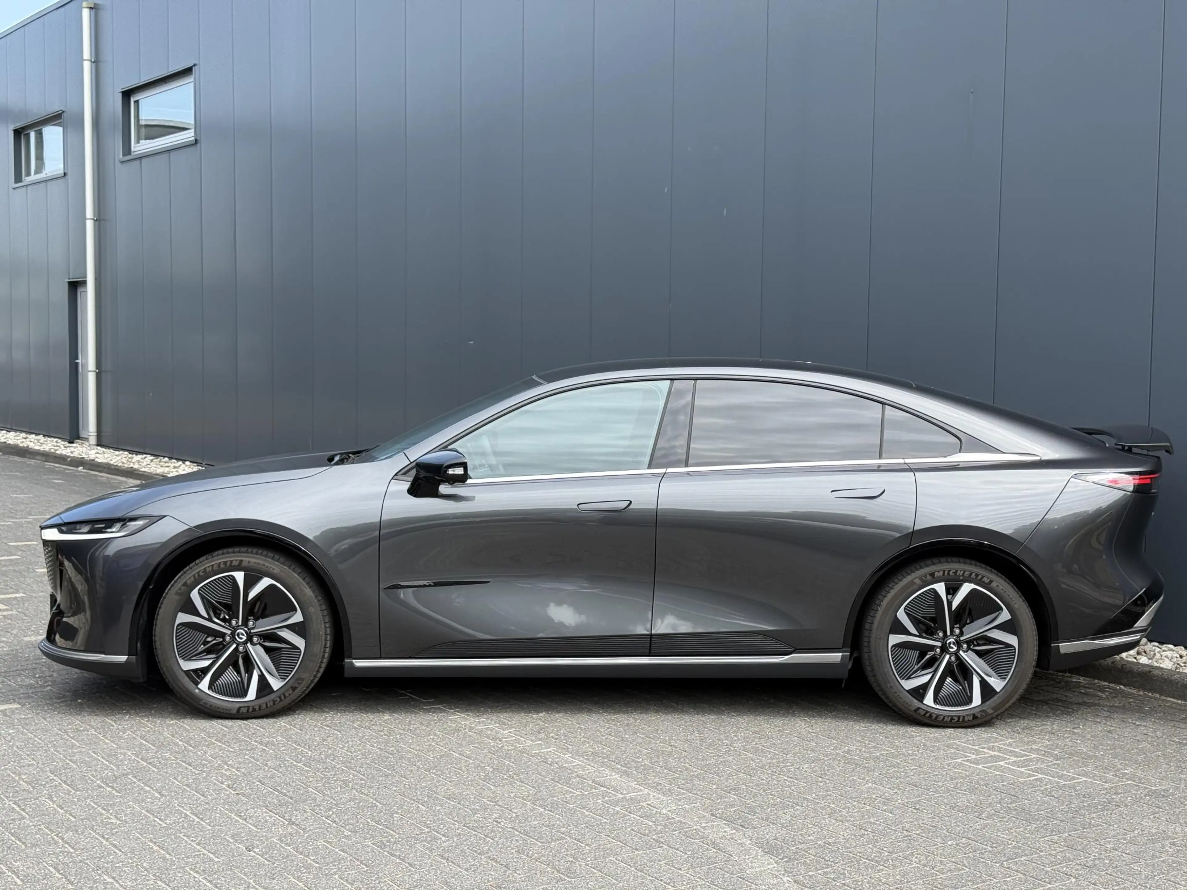 Mazda 6e Takumi 68.8 kWh Nieuw! | Direct leverbaar | Inclus — photo 3
