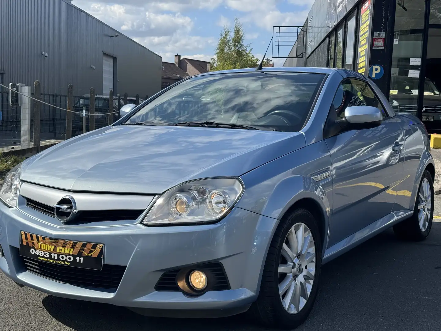 Opel Tigra Tigra Twintop 1.4i XEP 16v Cosmo Zilver - 2