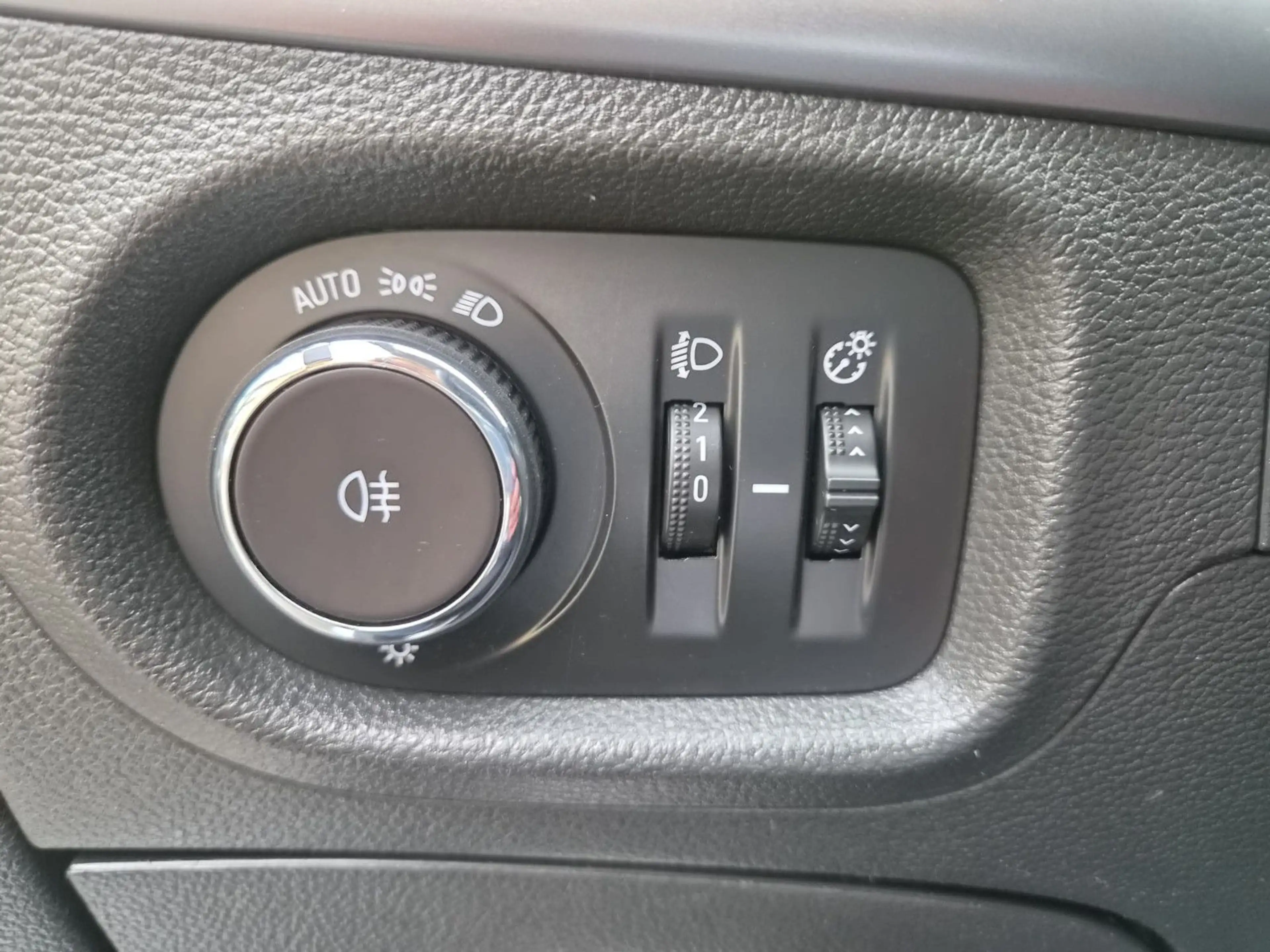 Opel Astra K SportsTourer Edition 1,6 CDTI*1 Hand*AHK — photo 16