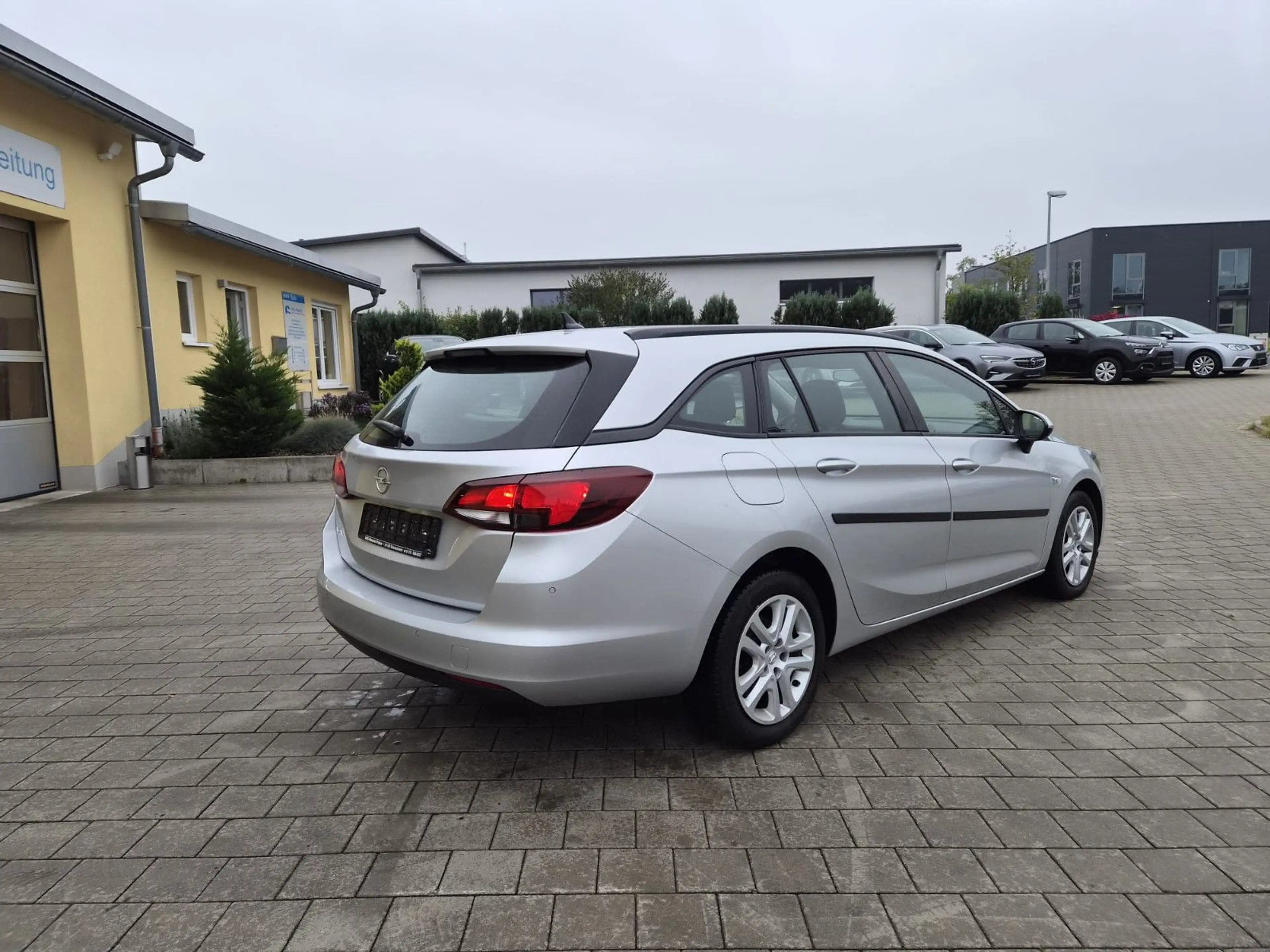 Opel Astra K SportsTourer Edition 1,6 CDTI*1 Hand*AHK — photo 8