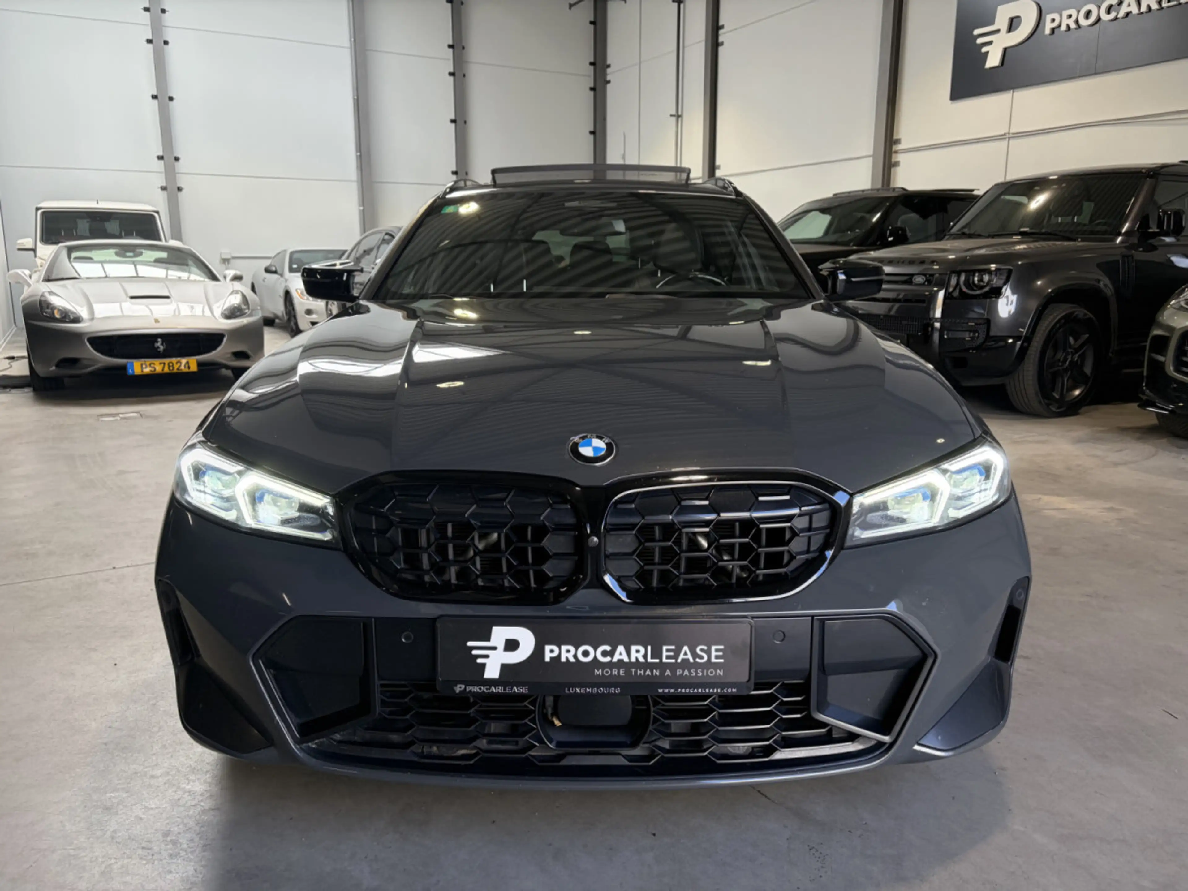 BMW 340 Touring M340 d xDrive/Pano/HUD/Camera/19/ACC/ — photo 2