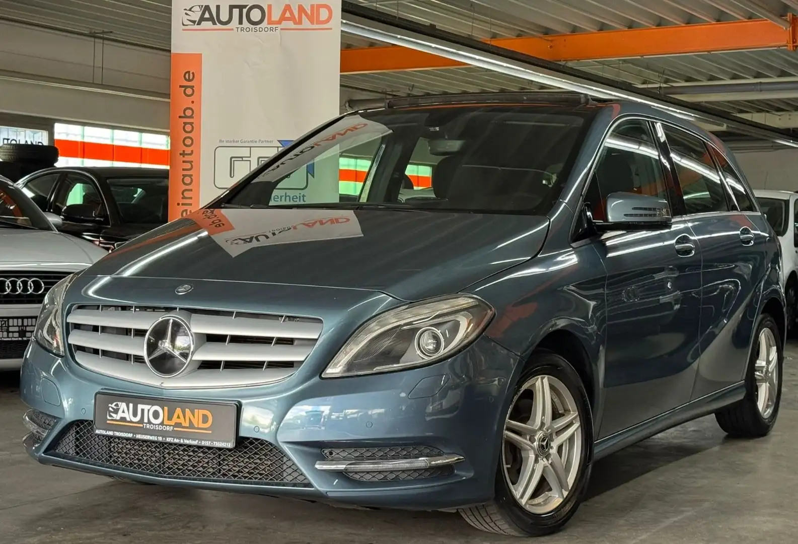 Mercedes-Benz B 180 CDI*2.HAND*AUTOMATIK*PANO*KAMERA*XENON*PDC Blau - 2
