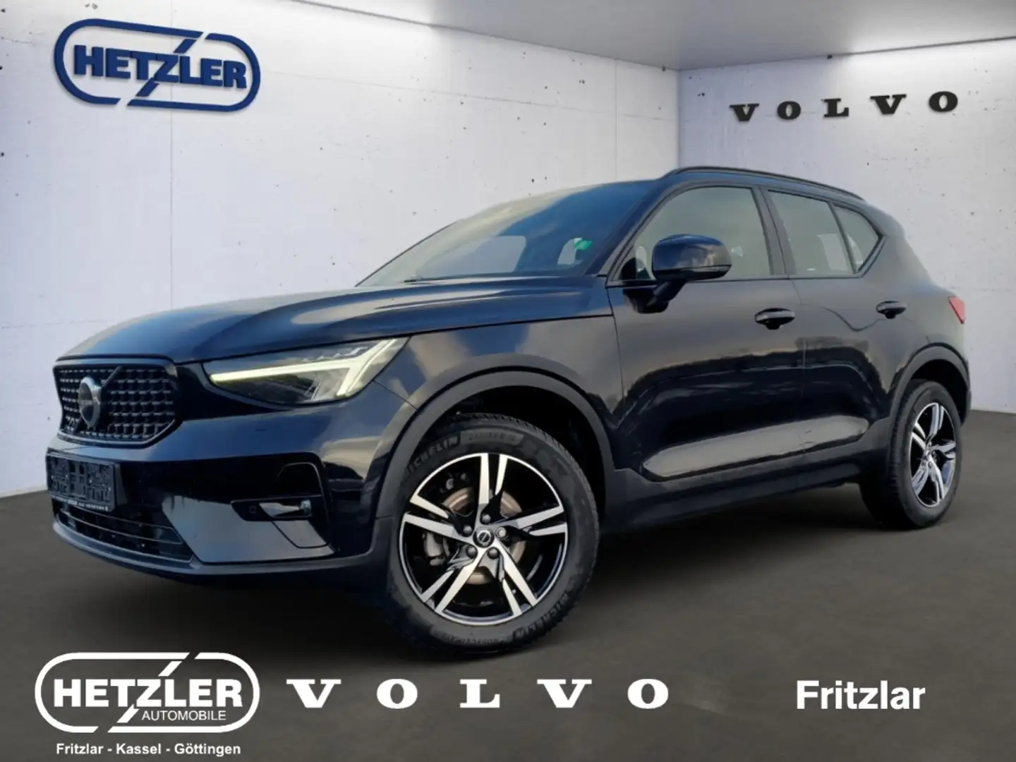 Volvo XC40 Plus Dark 2WD T2 EU6d Navi Digitales Cockpit Memor Schwarz - 1