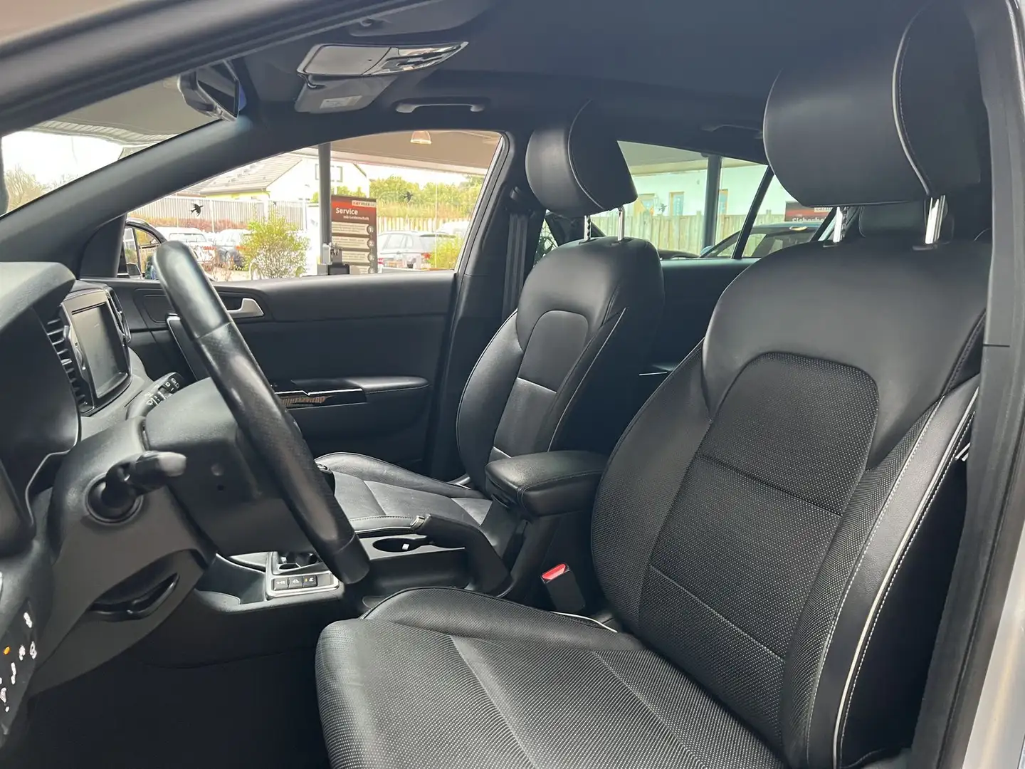 Kia Sportage GT-Line 4WD Navi Panorama DAB Kamera JB Zilver - 2