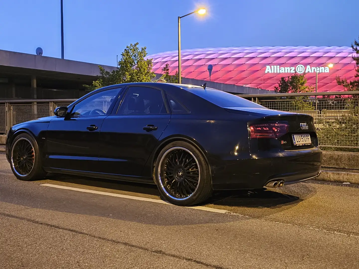 Audi A8 A8 3,0 TDI quattro Tiptronic Schwarz - 1