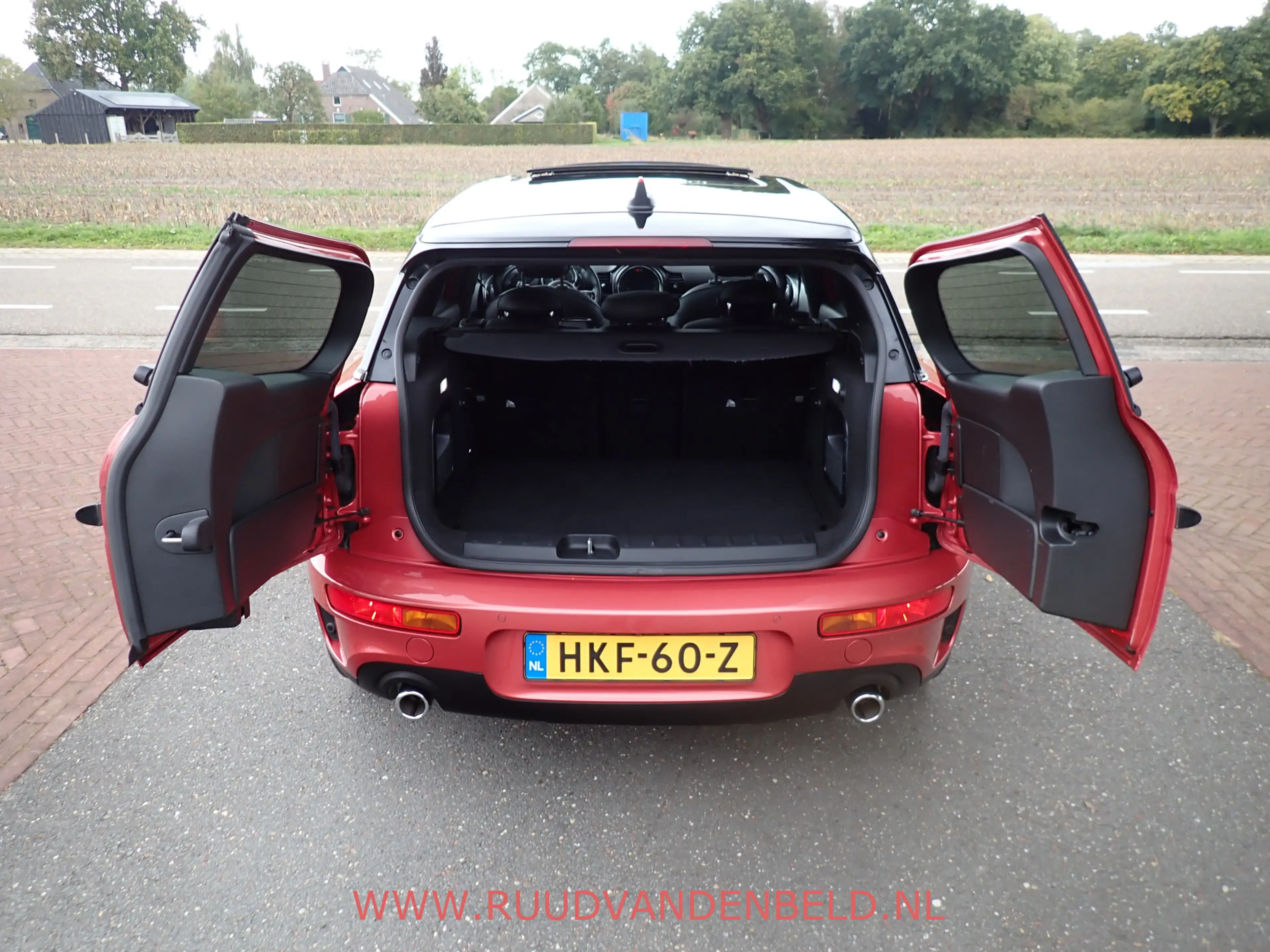 MINI Cooper S Clubman 2.0 Chili ACC / H&K / TREKHAAK / CAMERA / CARPLAY — photo 28