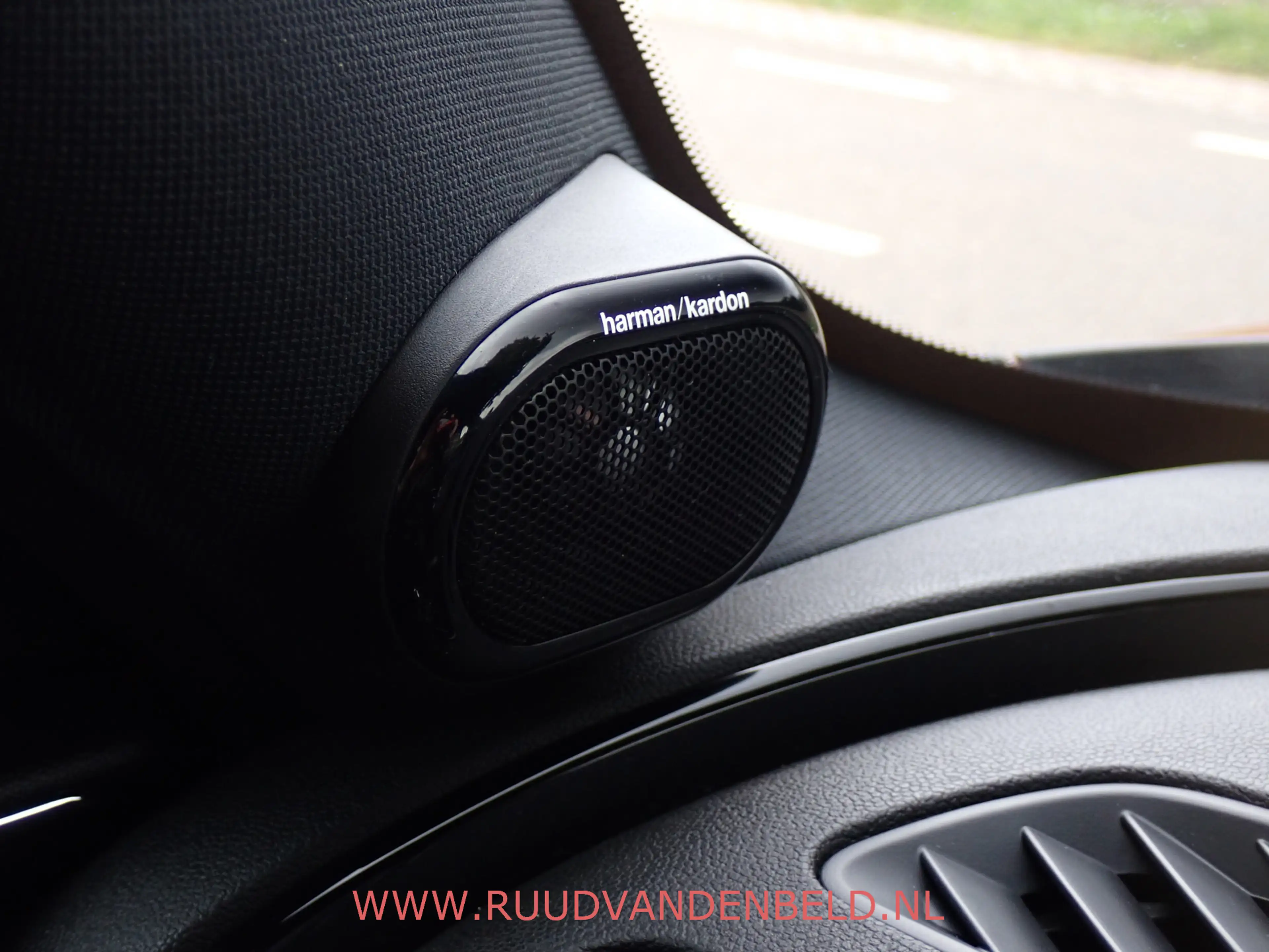 MINI Cooper S Clubman 2.0 Chili ACC / H&K / TREKHAAK / CAMERA / CARPLAY — photo 13