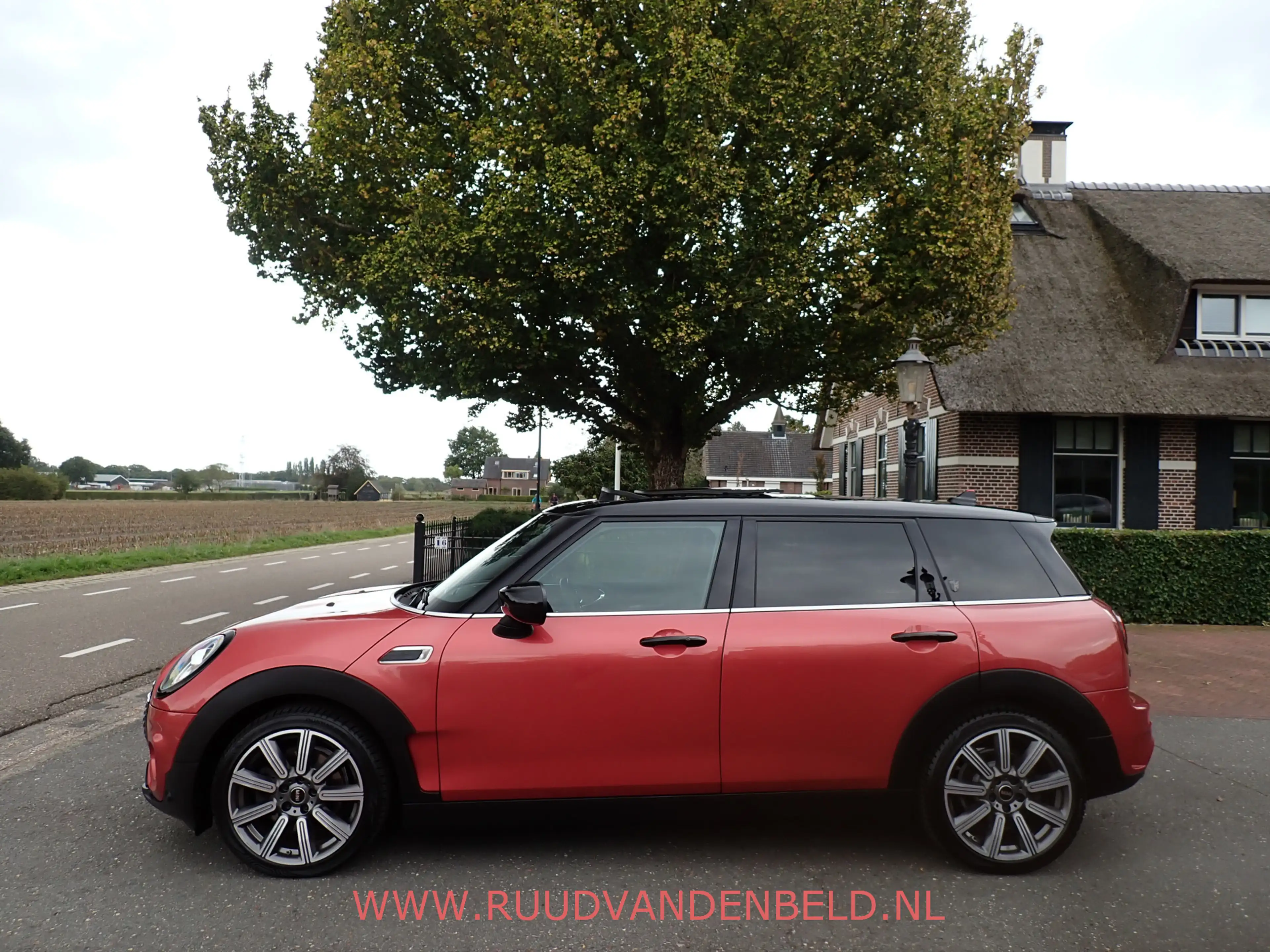 MINI Cooper S Clubman 2.0 Chili ACC / H&K / TREKHAAK / CAMERA / CARPLAY — photo 6