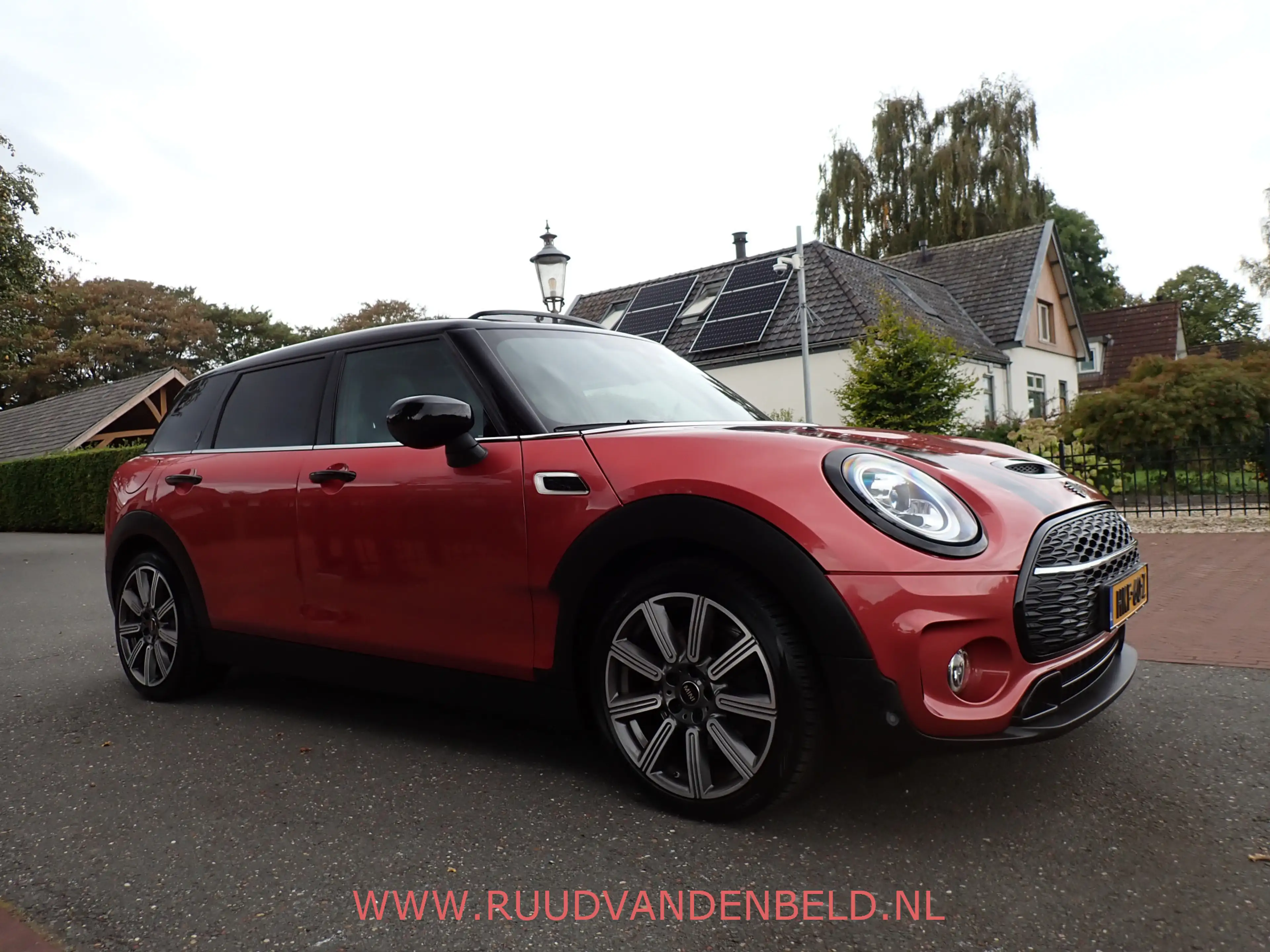 MINI Cooper S Clubman 2.0 Chili ACC / H&K / TREKHAAK / CAMERA / CARPLAY — photo 3
