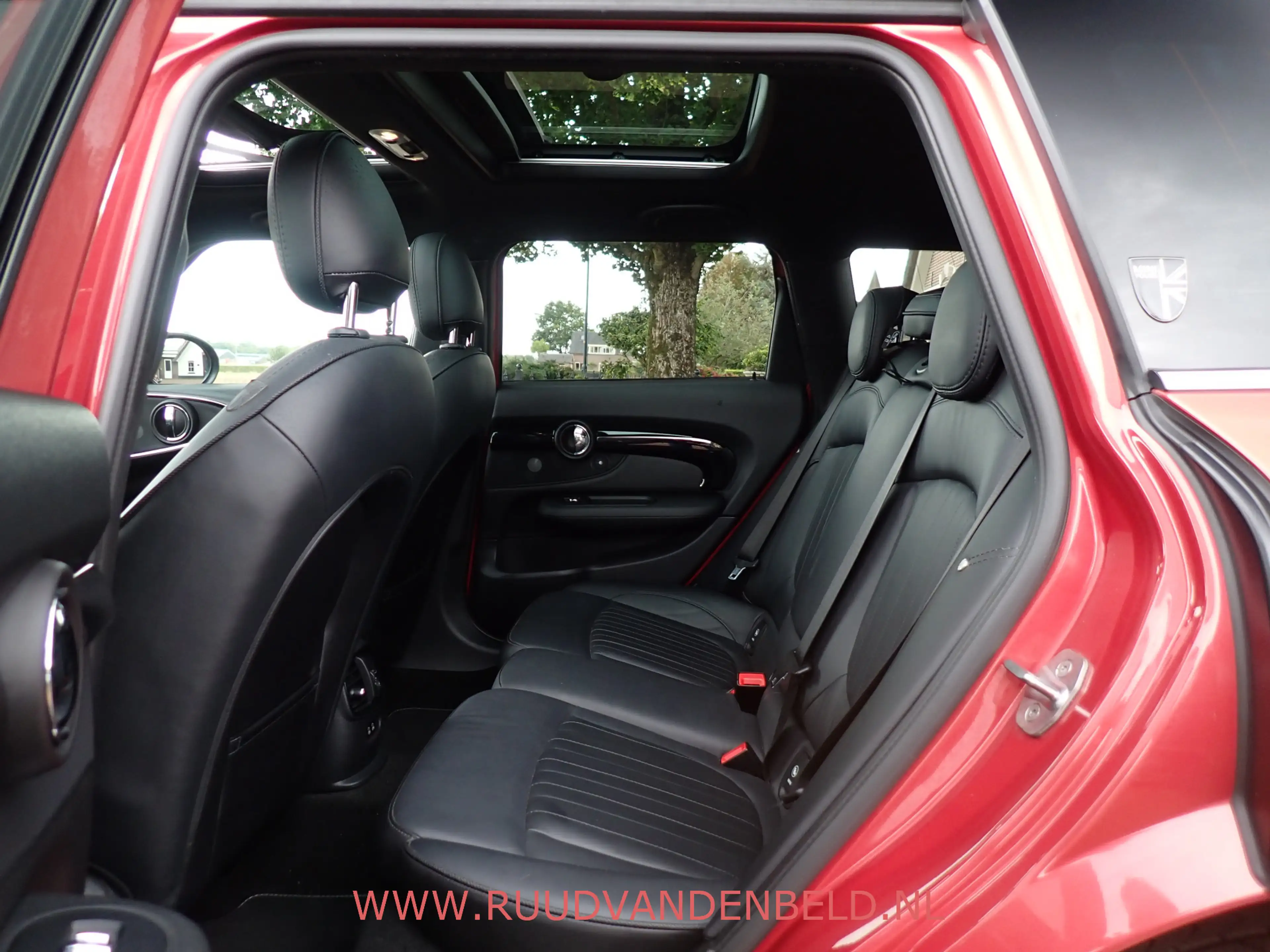 MINI Cooper S Clubman 2.0 Chili ACC / H&K / TREKHAAK / CAMERA / CARPLAY — photo 12