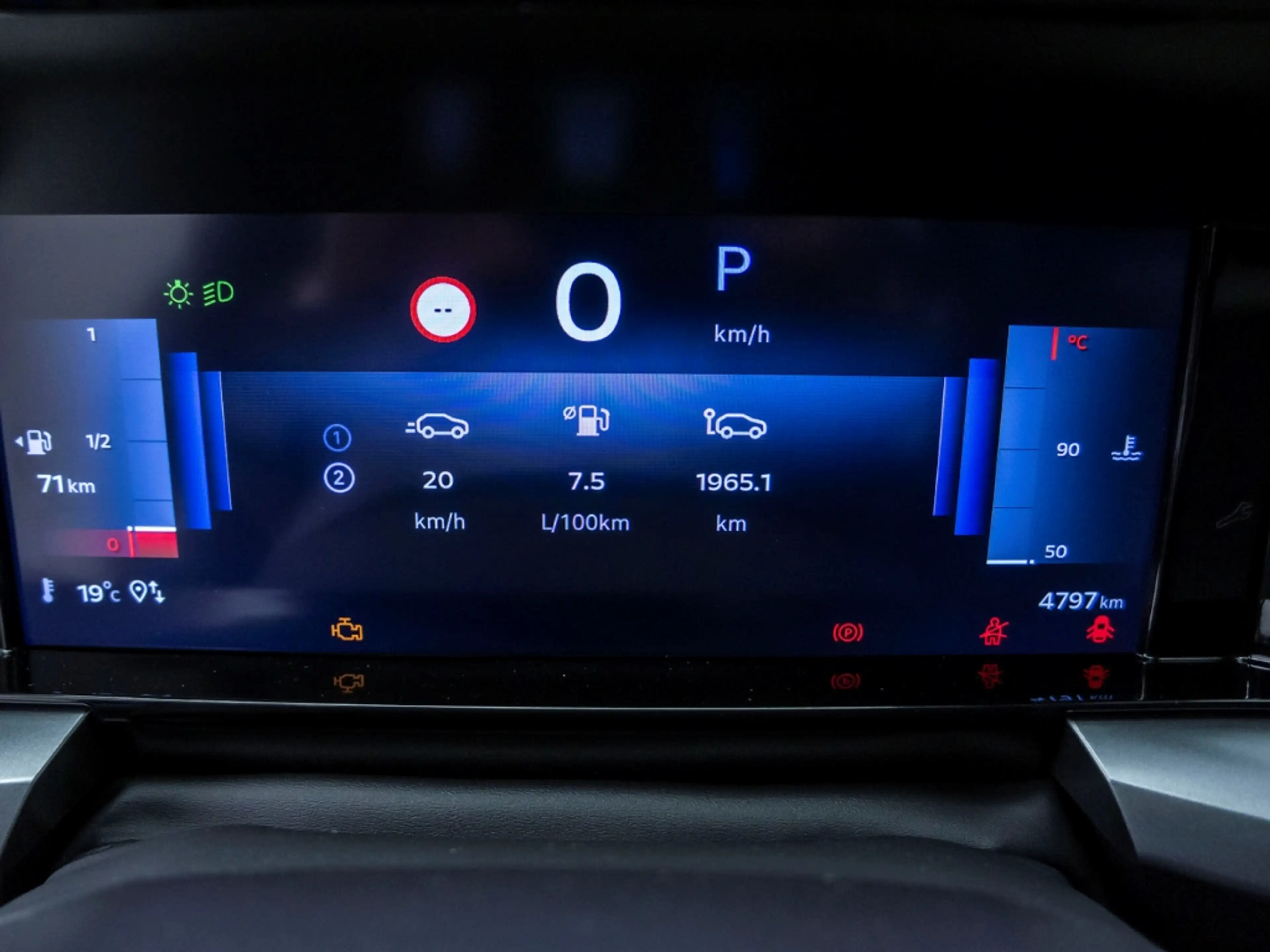 Opel Frontera GS 1.2 AUTOMATIK SITZHEIZUNG HYBRID (GW221) — photo 28