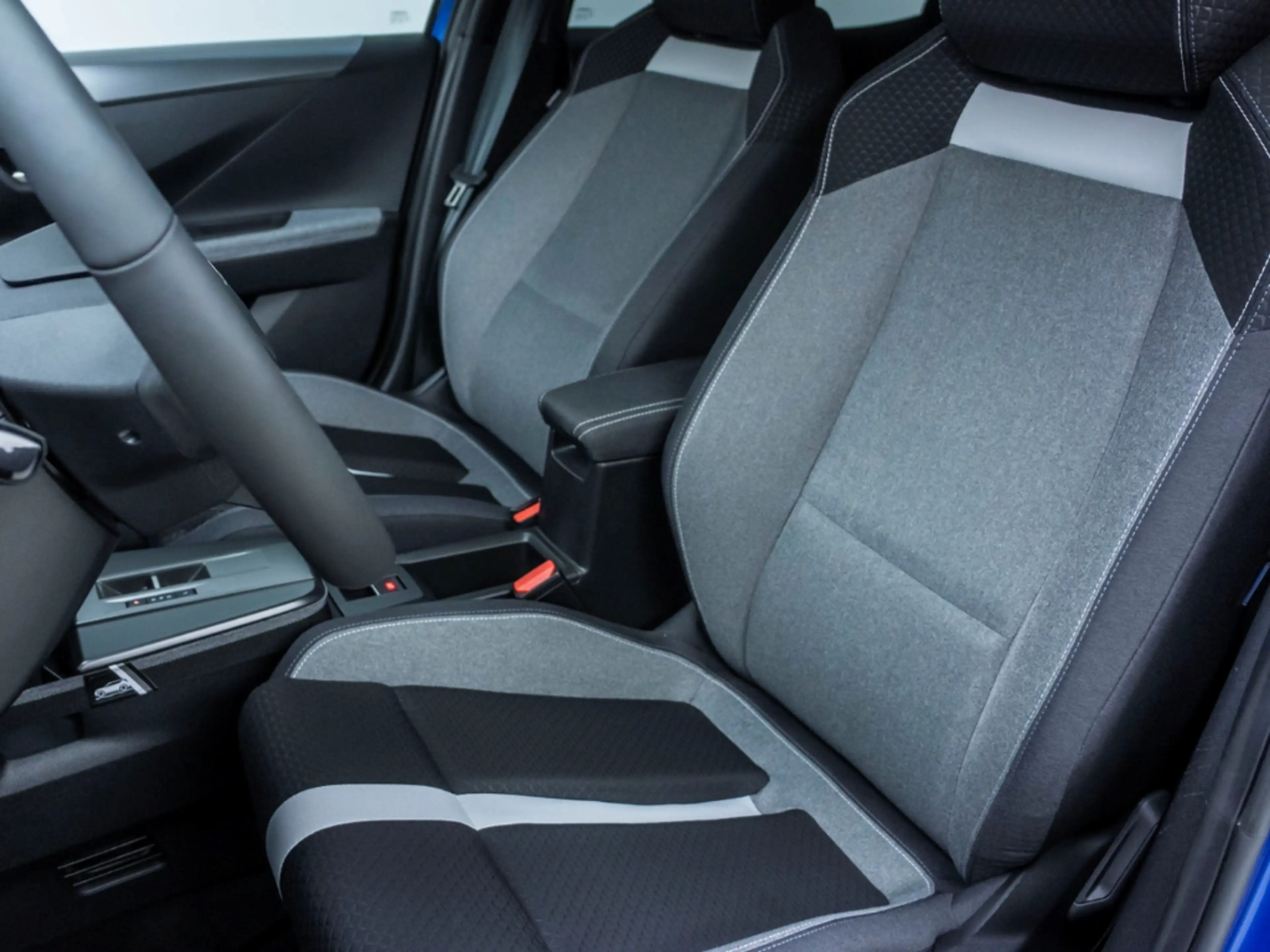 Opel Frontera GS 1.2 AUTOMATIK SITZHEIZUNG HYBRID (GW221) — photo 14