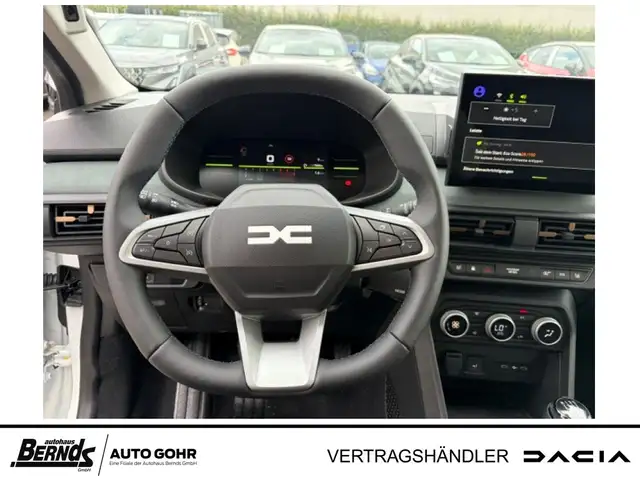 Dacia Sandero view 9