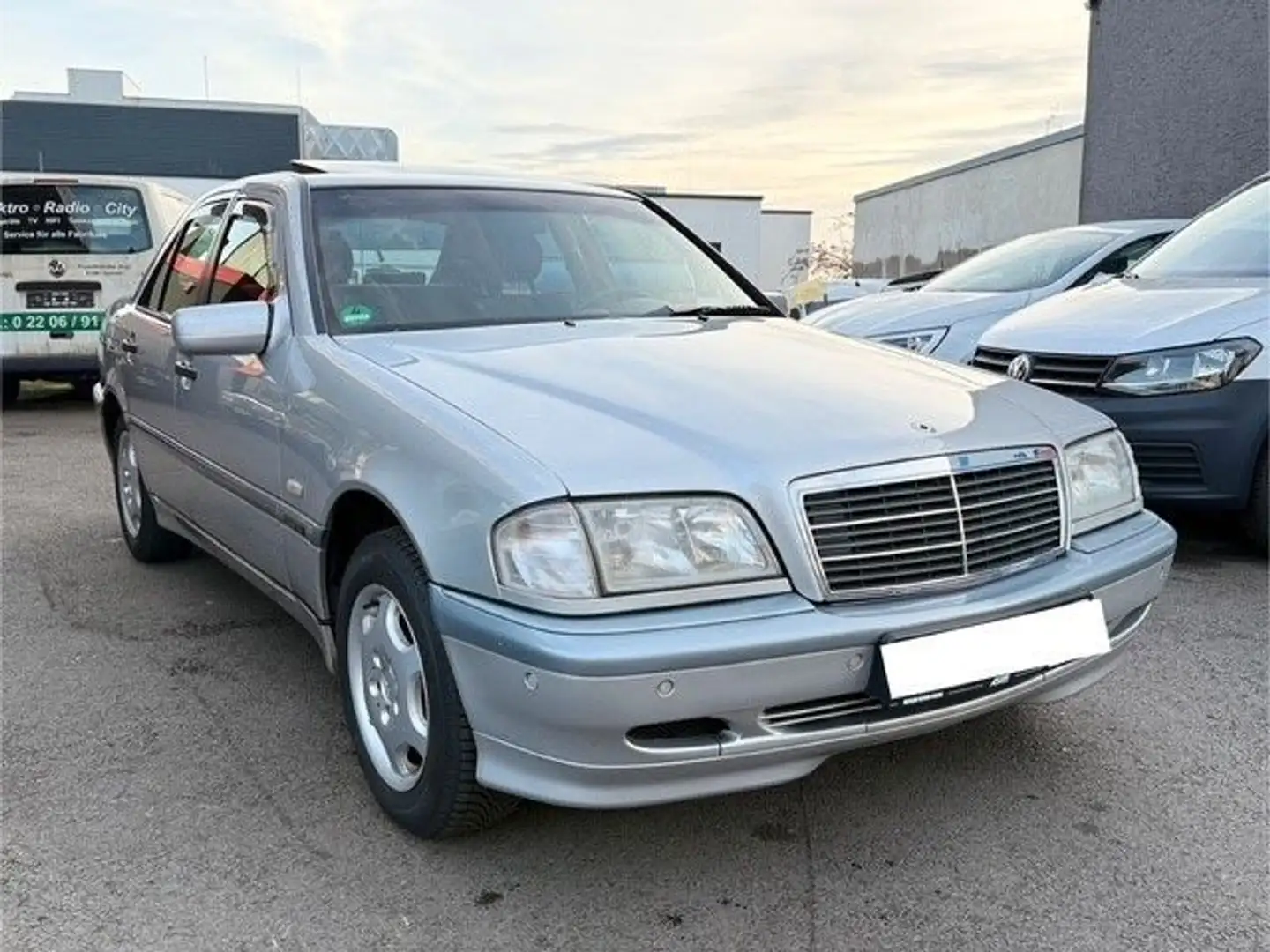 Mercedes-Benz 200 C200*PDC*KLIMA*SCHIEBEDACH*Tempomat*TÜV1027 Silber - 2