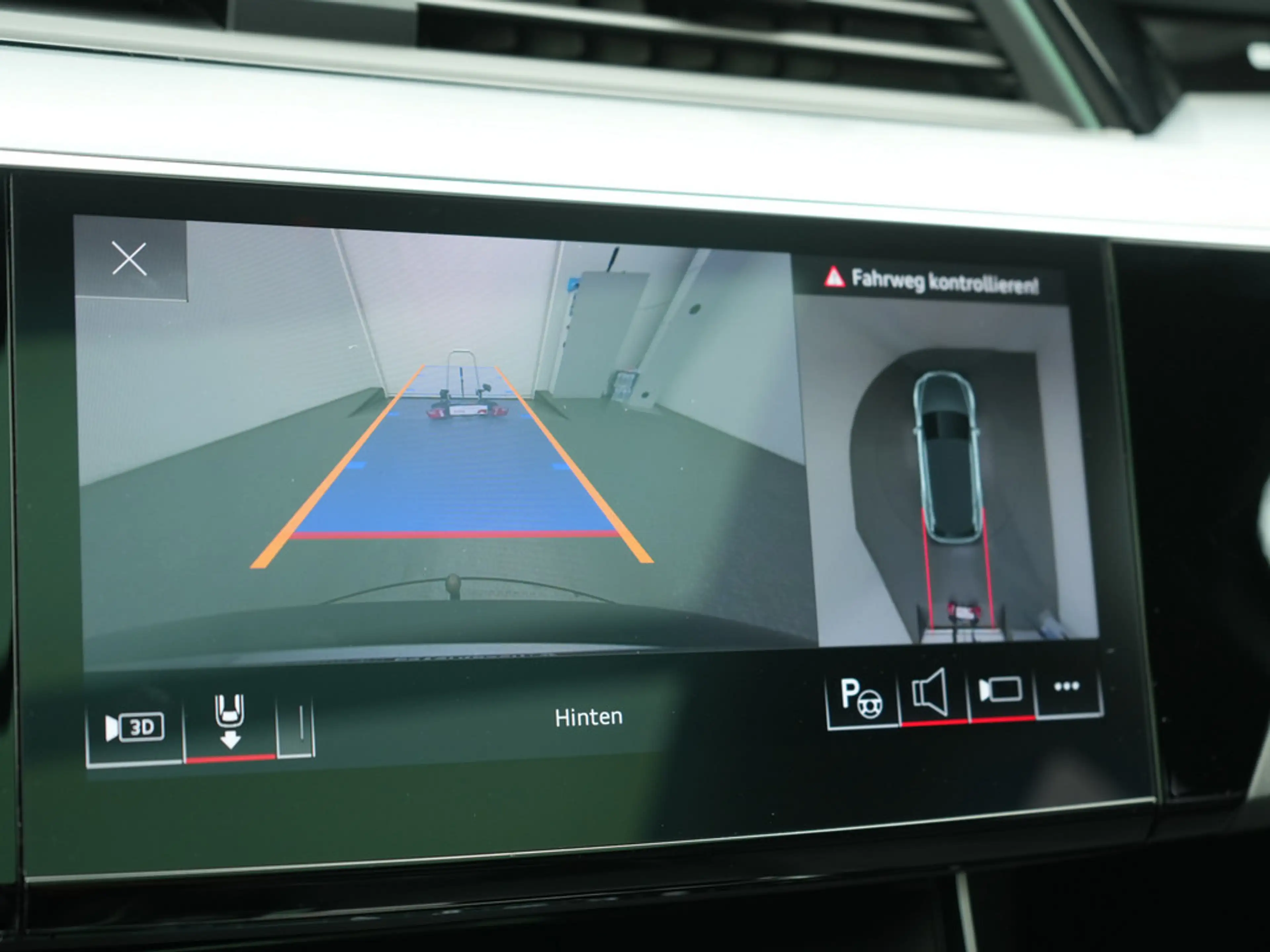 Audi Q8 e-tron S line PANO MATRIX AHK ACC LUFT LED — photo 14