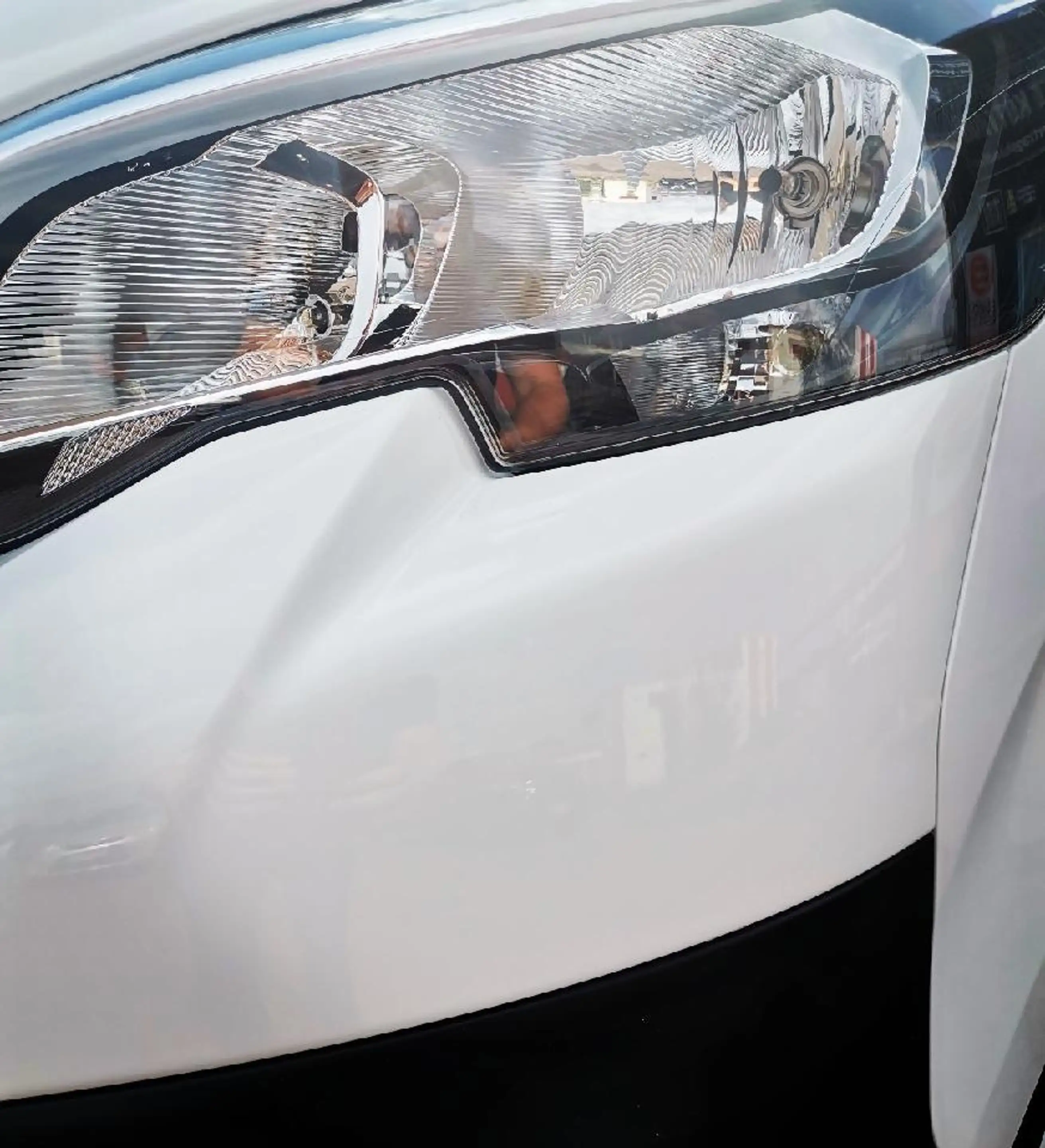 Peugeot Expert Premium L2, Ganzjahresreifen — photo 5