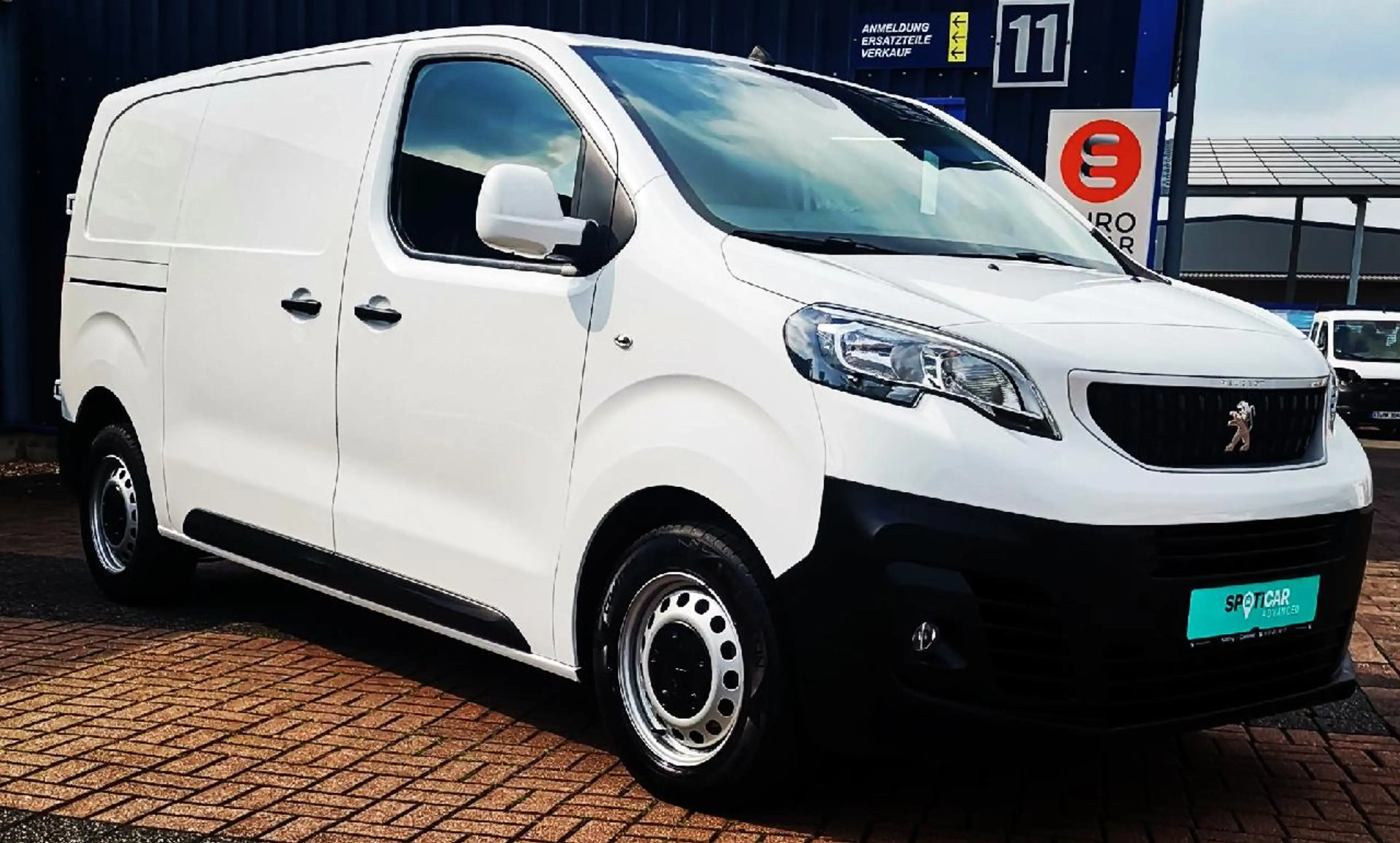 Peugeot Expert Premium L2, Ganzjahresreifen — photo 2
