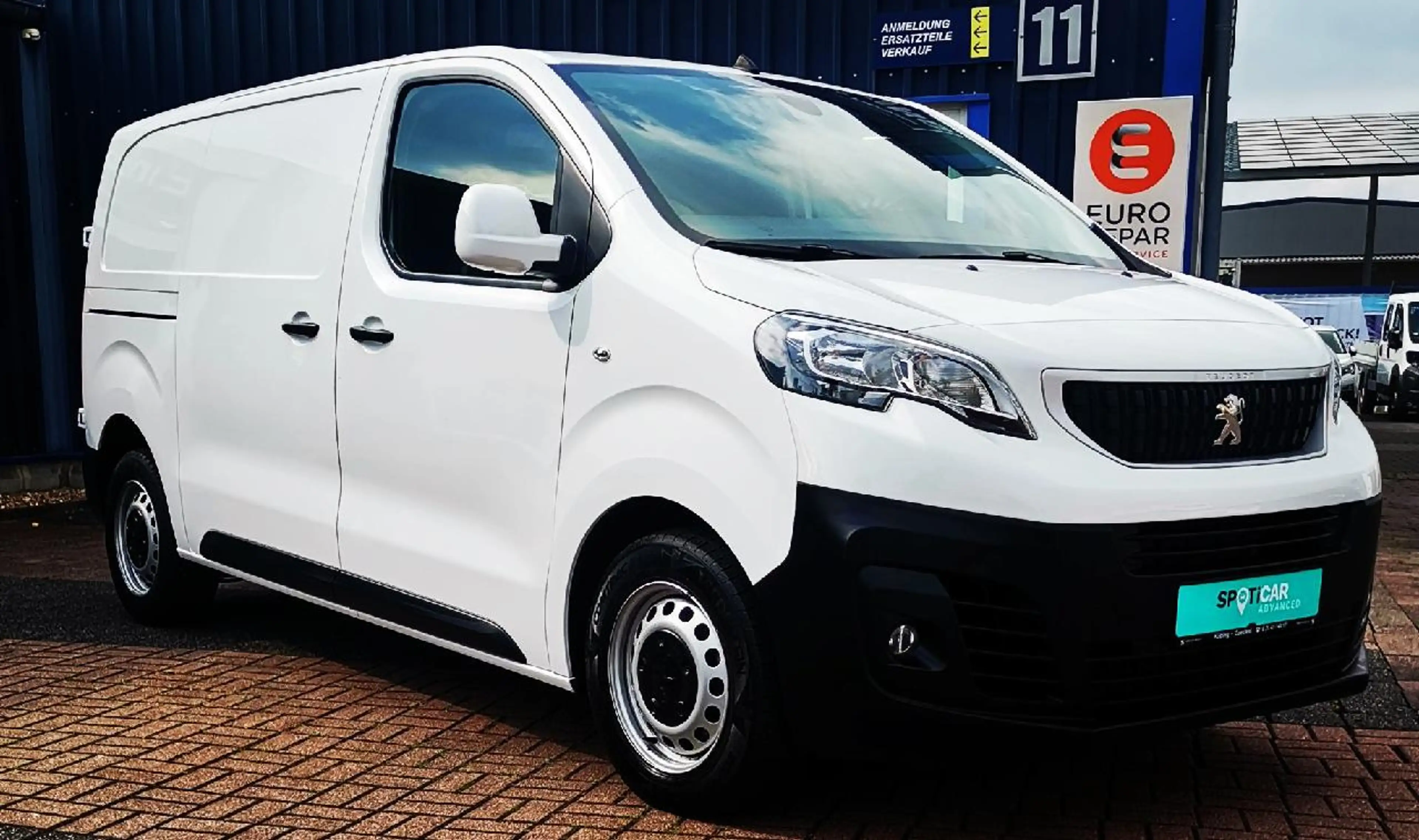 Peugeot Expert Premium L2, Ganzjahresreifen — photo 3