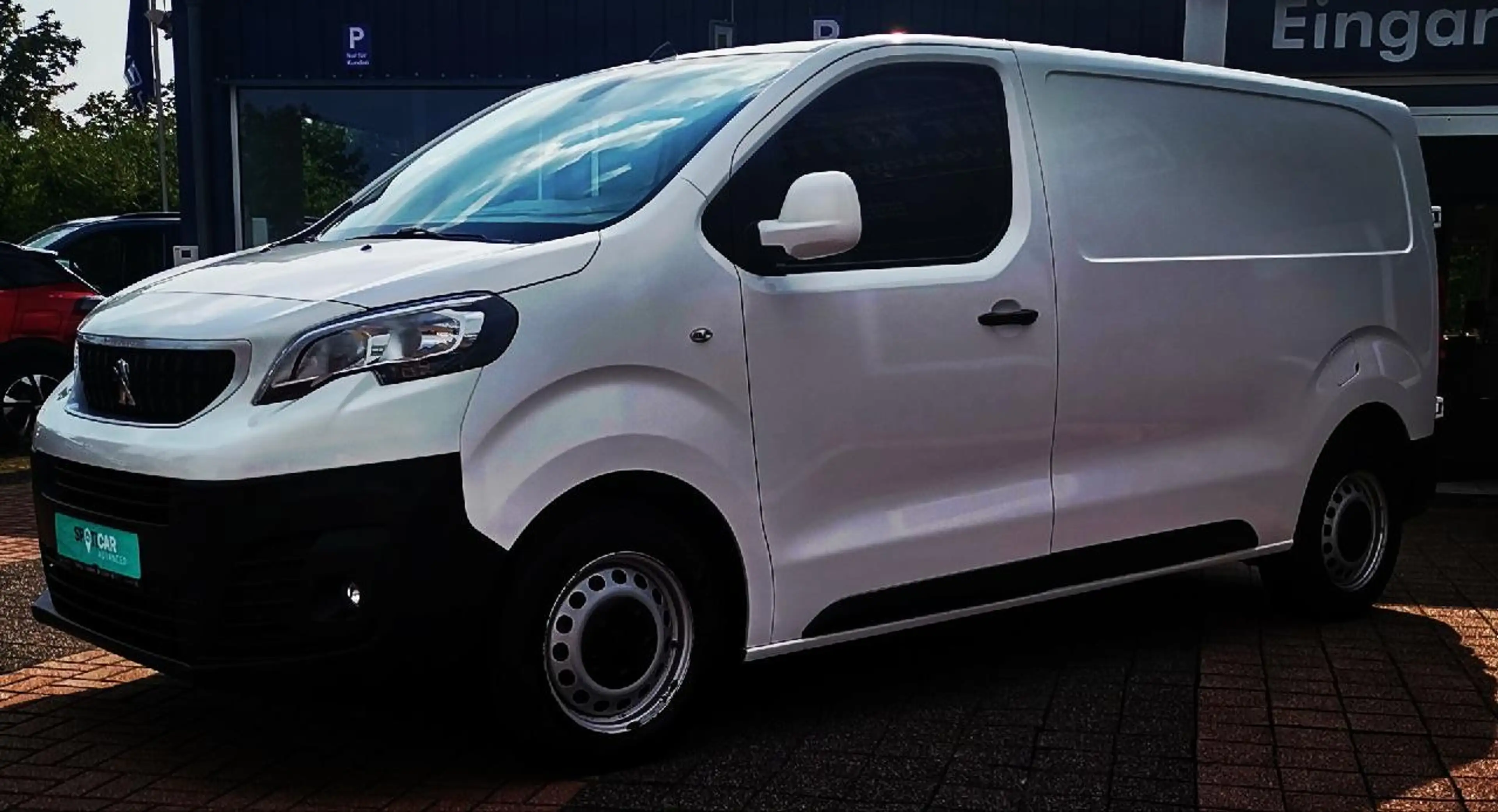 Peugeot Expert Premium L2, Ganzjahresreifen — photo 4