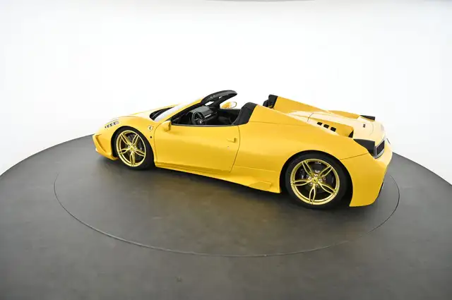 Ferrari 458 view 7