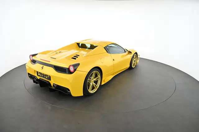 Ferrari 458 view 14