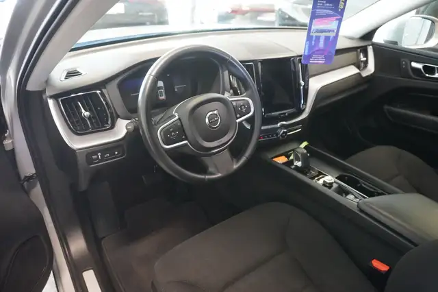 Volvo XC60 view 7
